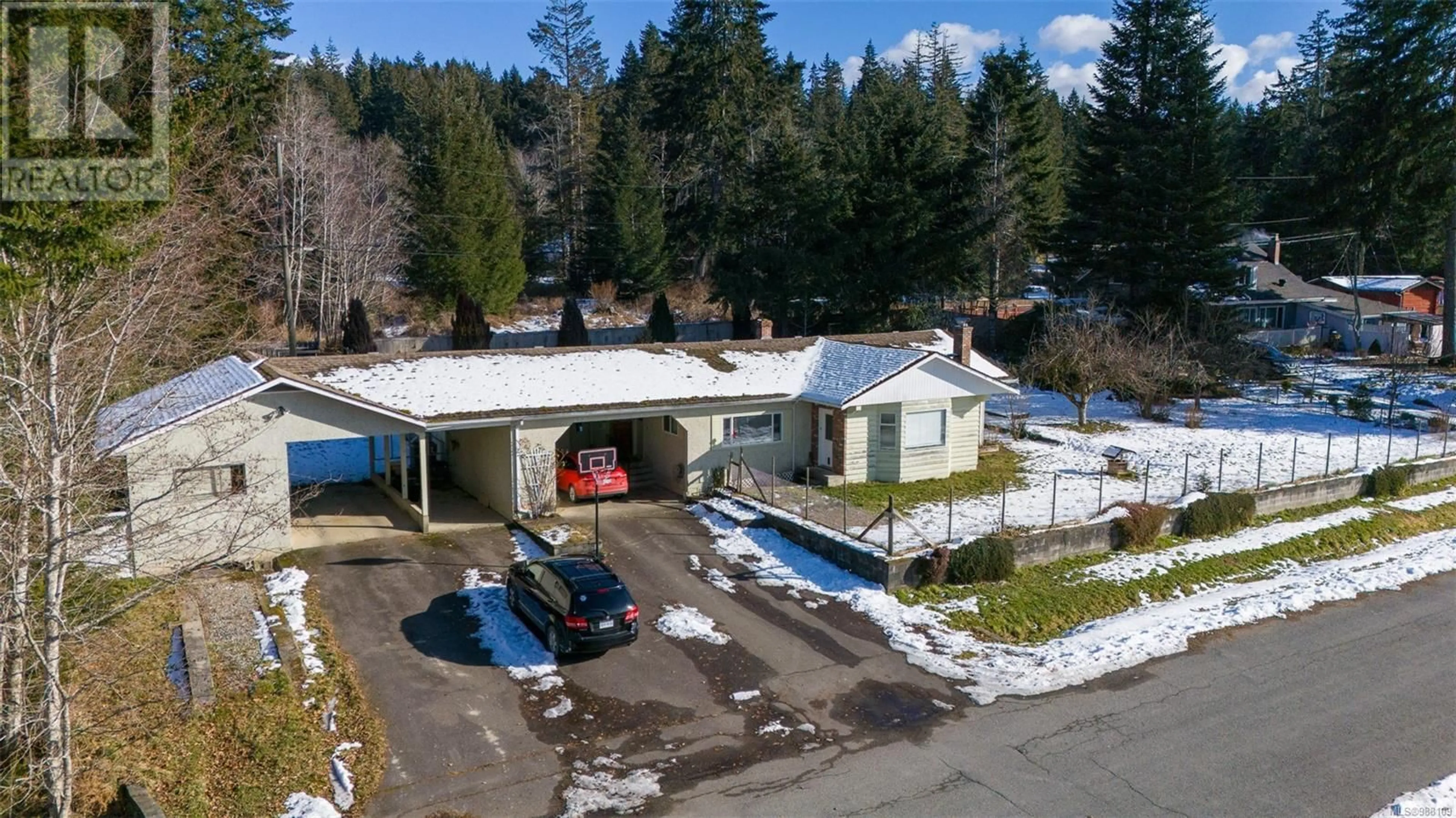 A pic from outside/outdoor area/front of a property/back of a property/a pic from drone, street for 3555 Gagne Rd, Port Alberni British Columbia V9Y7M4