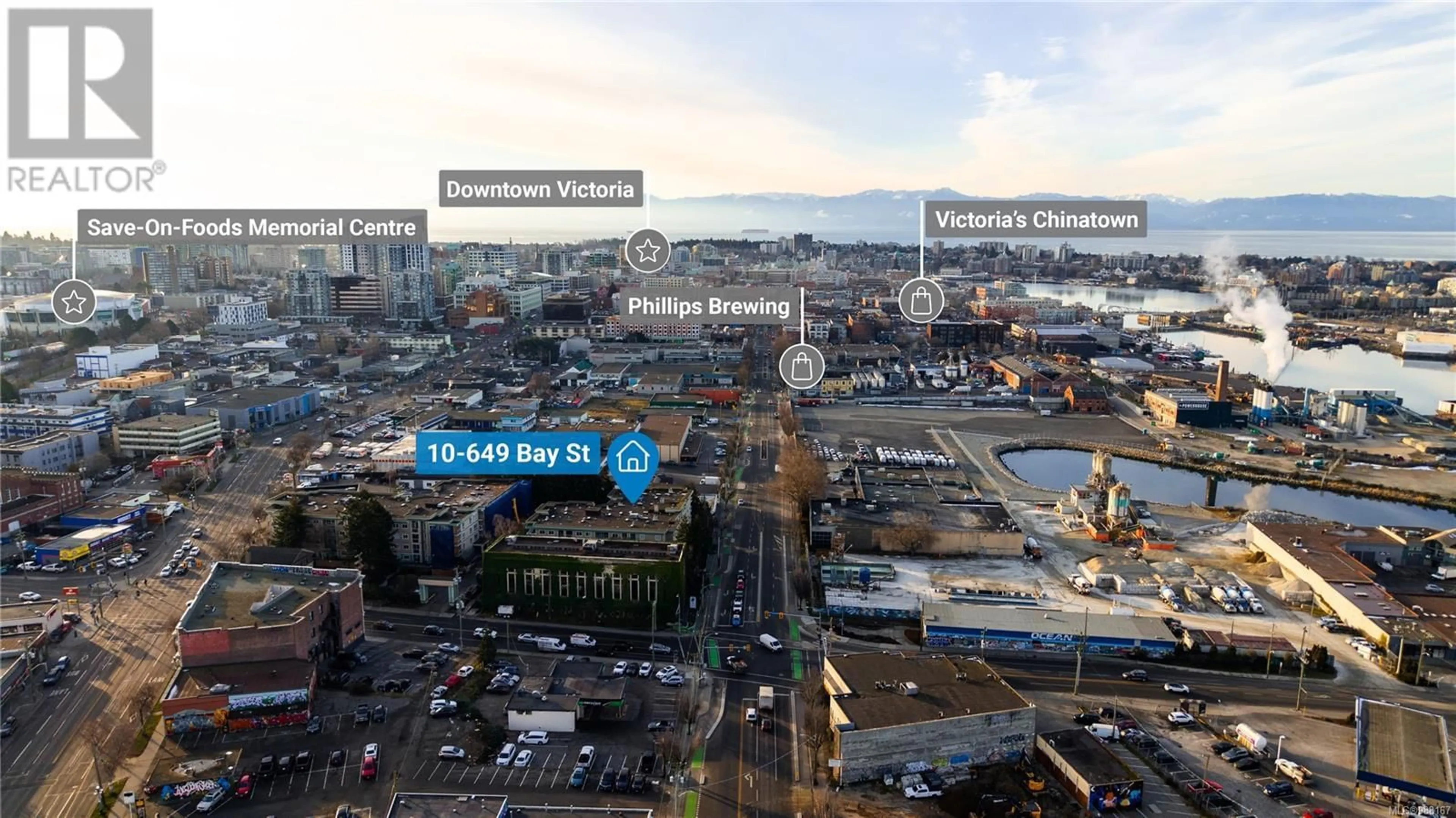 A pic from outside/outdoor area/front of a property/back of a property/a pic from drone, city buildings view from balcony for 110 649 Bay St, Victoria British Columbia V8T5H8