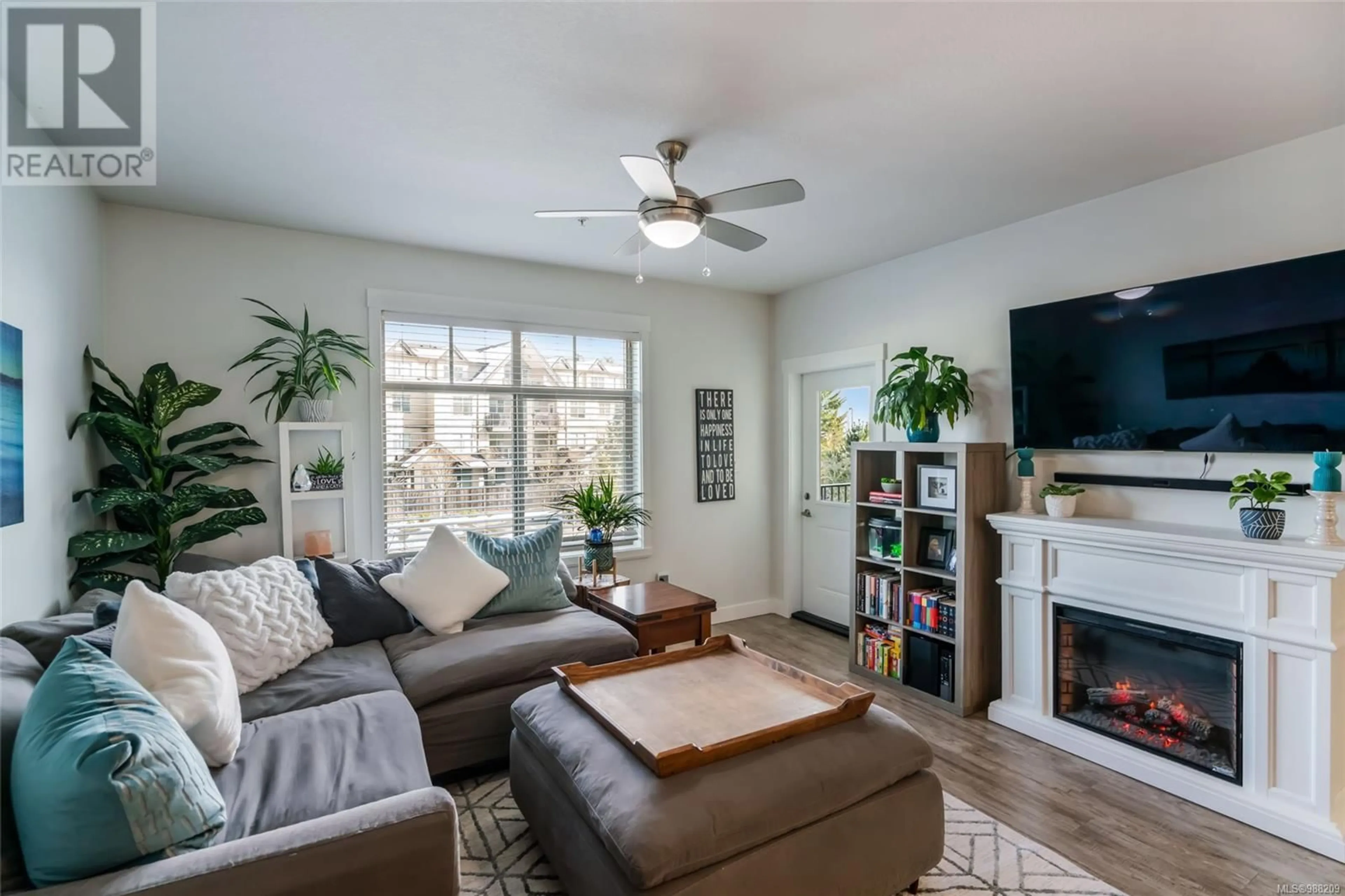 Living room with furniture, unknown for 204 1900 Tulsa Rd, Nanaimo British Columbia V9S0C2