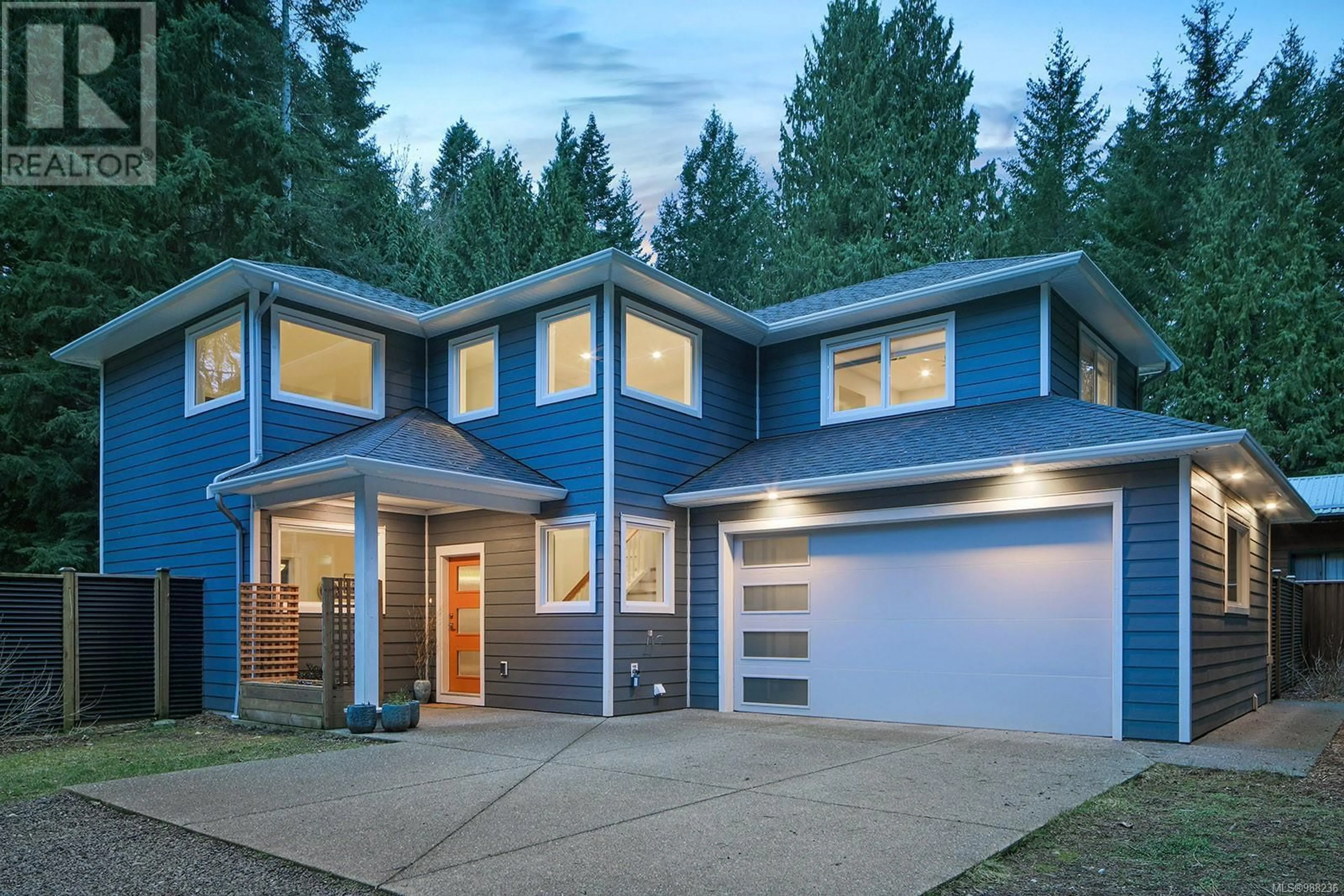Home with vinyl exterior material, street for 383 SHIPS POINT ROAD, Fanny Bay British Columbia V0R1W0