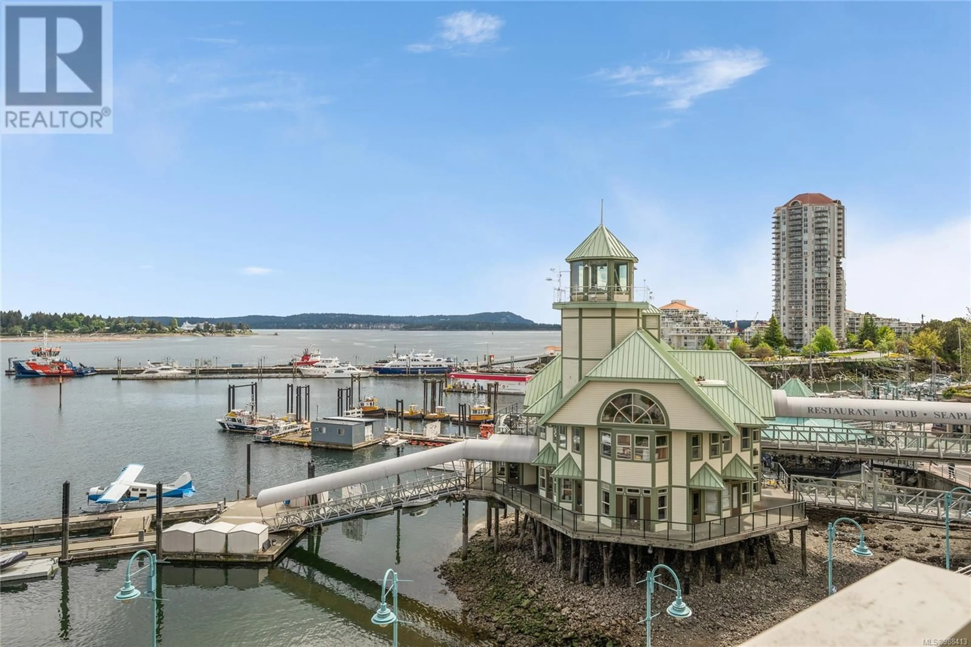 Patio, water/lake/river/ocean view for TH18 38 Front St, Nanaimo British Columbia V9R0B9