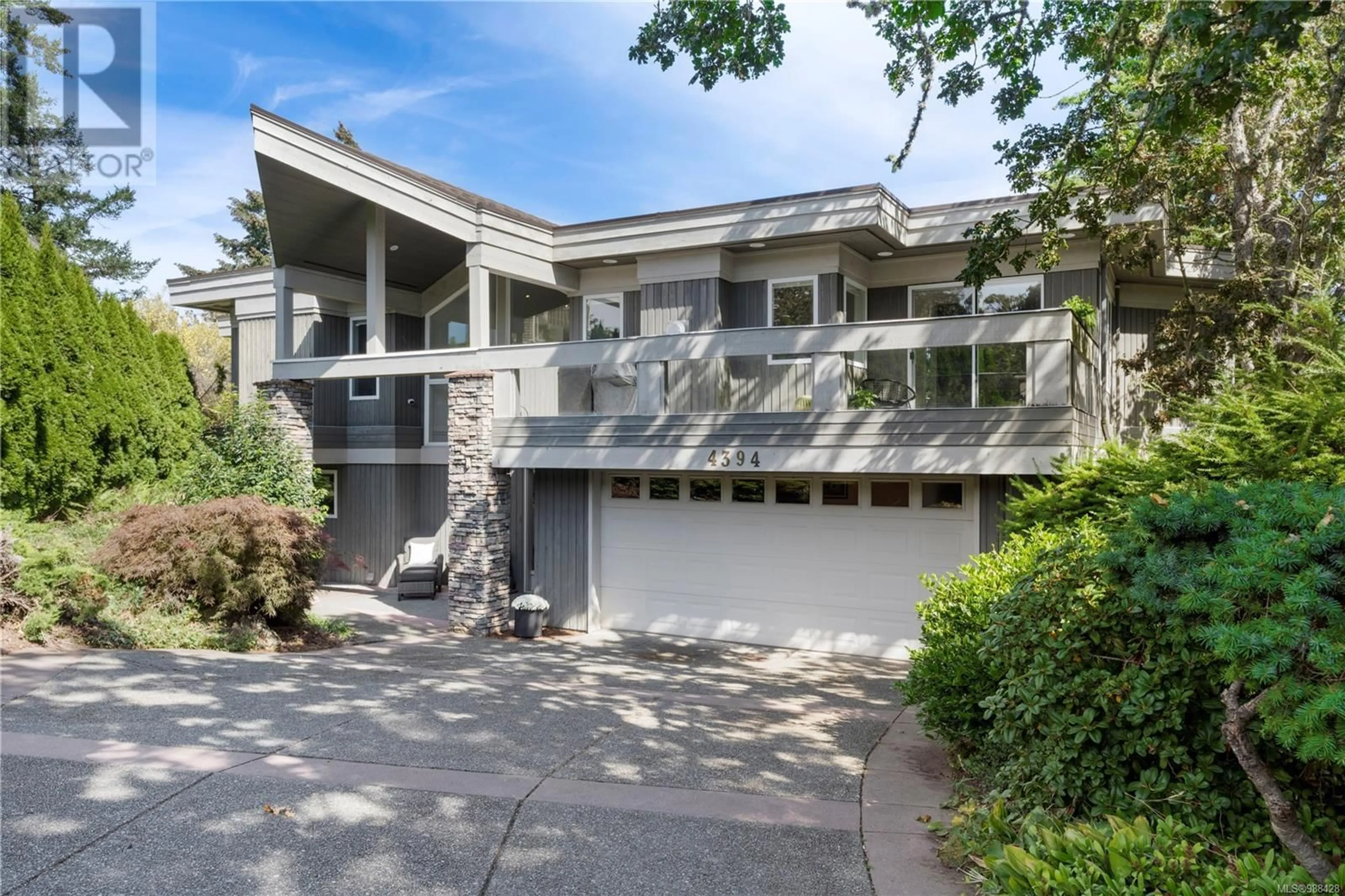 Unknown for 4394 WILDFLOWER LANE, Saanich British Columbia V8X5H1