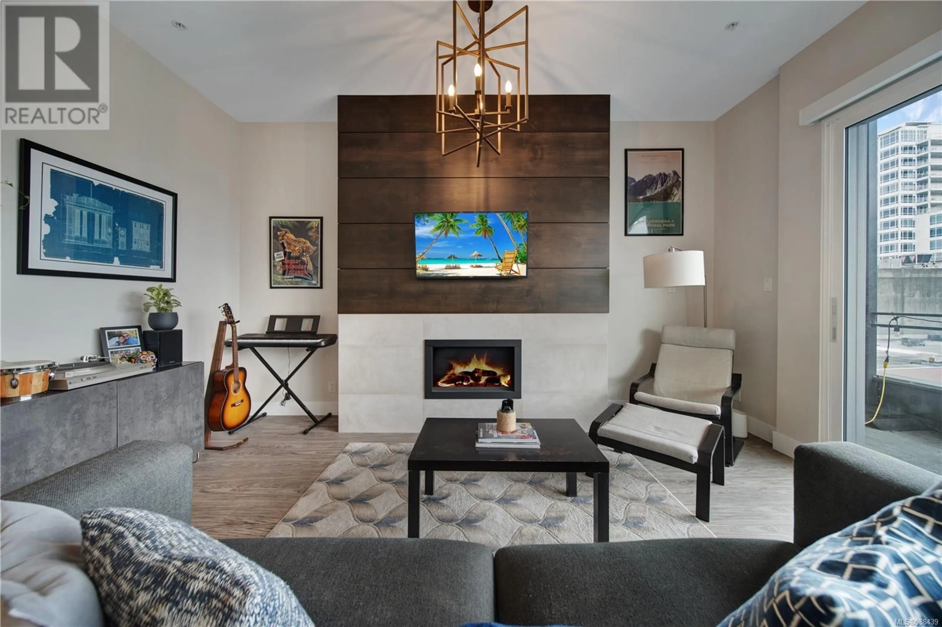 Living room with furniture, unknown for 504 - 91 CHAPEL STREET, Nanaimo British Columbia V9R5H3