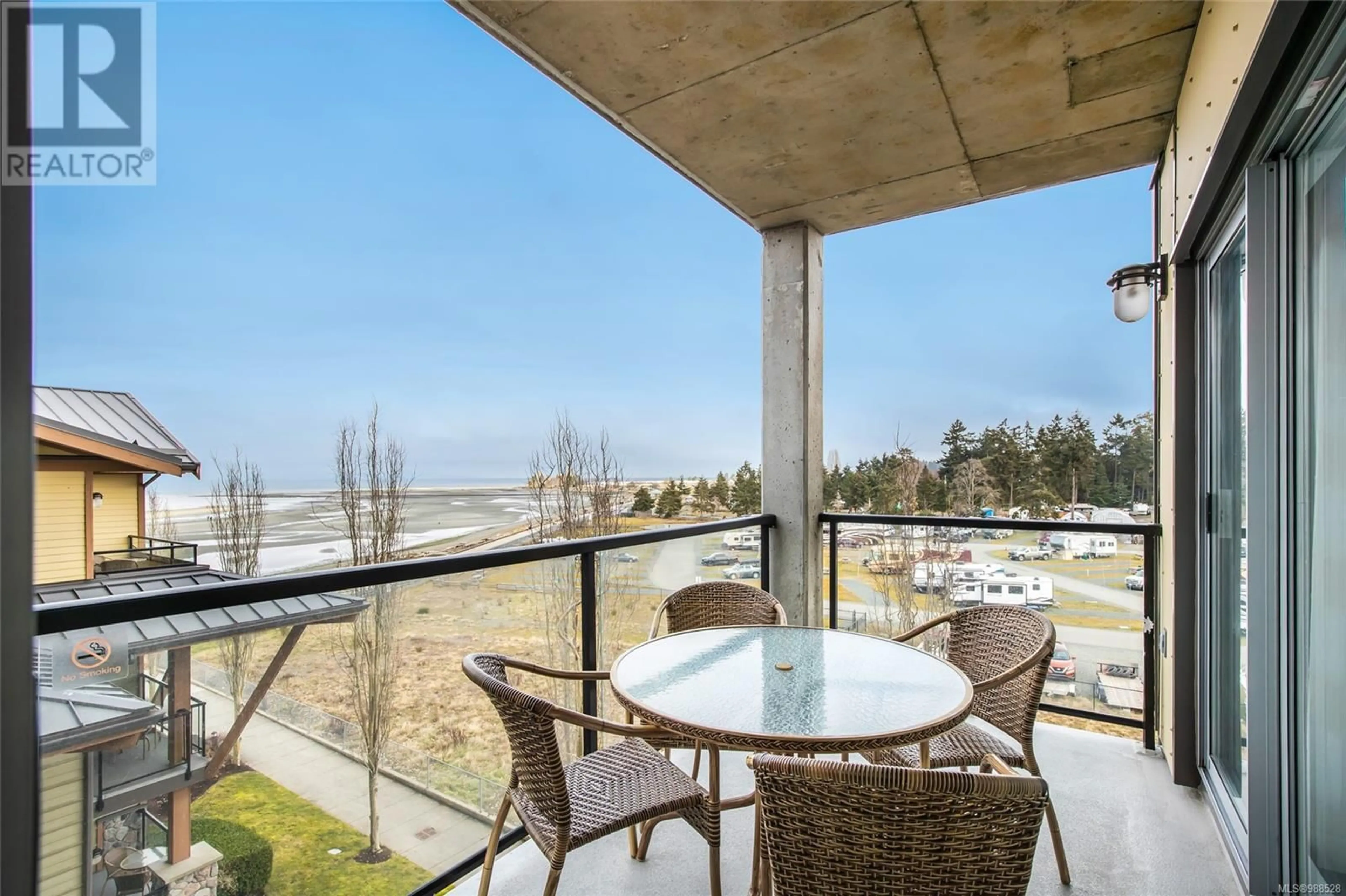 Patio, water/lake/river/ocean view for 408A 181 Beachside Dr, Parksville British Columbia V9P2H5