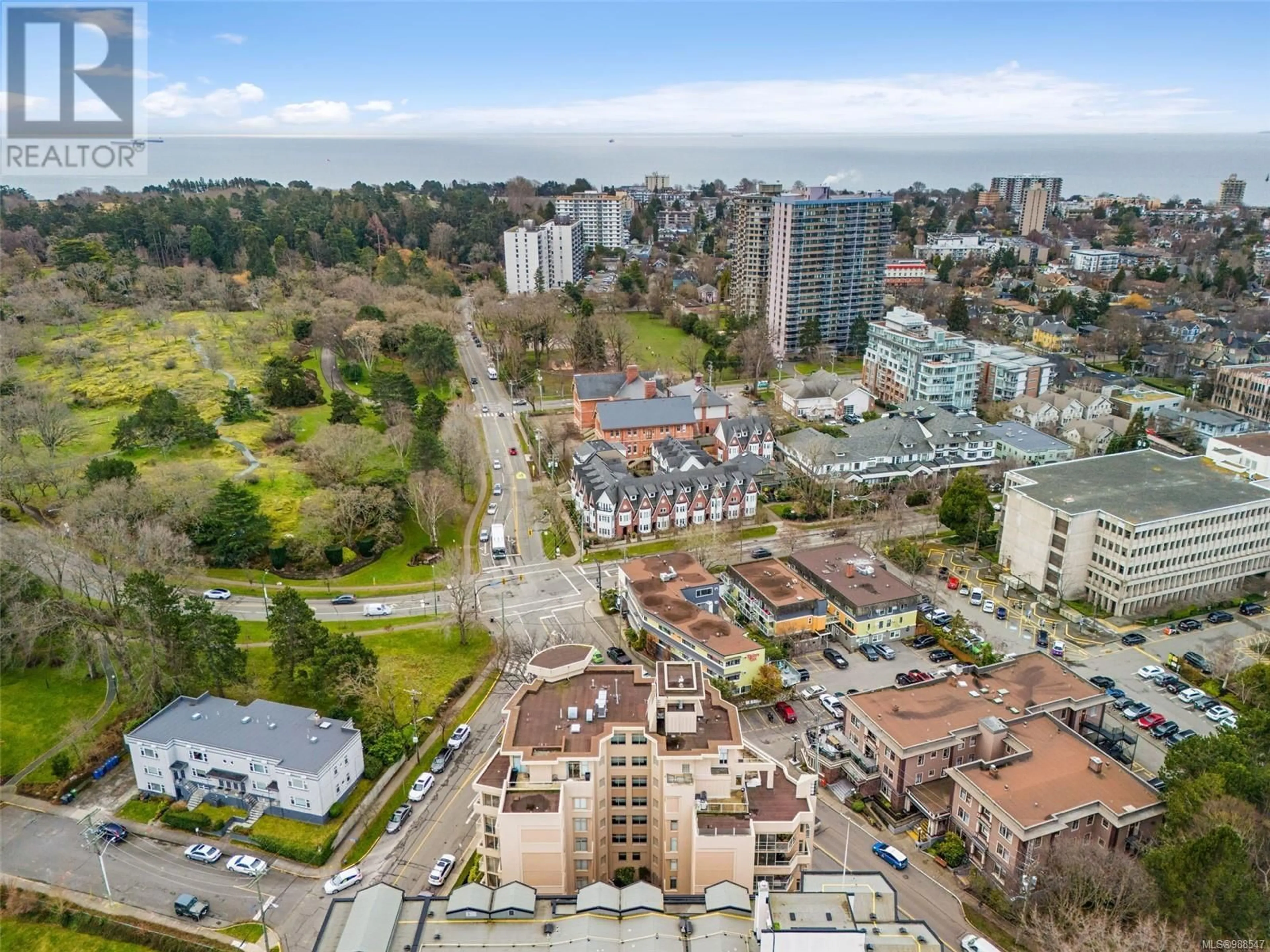 A pic from outside/outdoor area/front of a property/back of a property/a pic from drone, city buildings view from balcony for 304 605 Douglas St, Victoria British Columbia V8V2P9