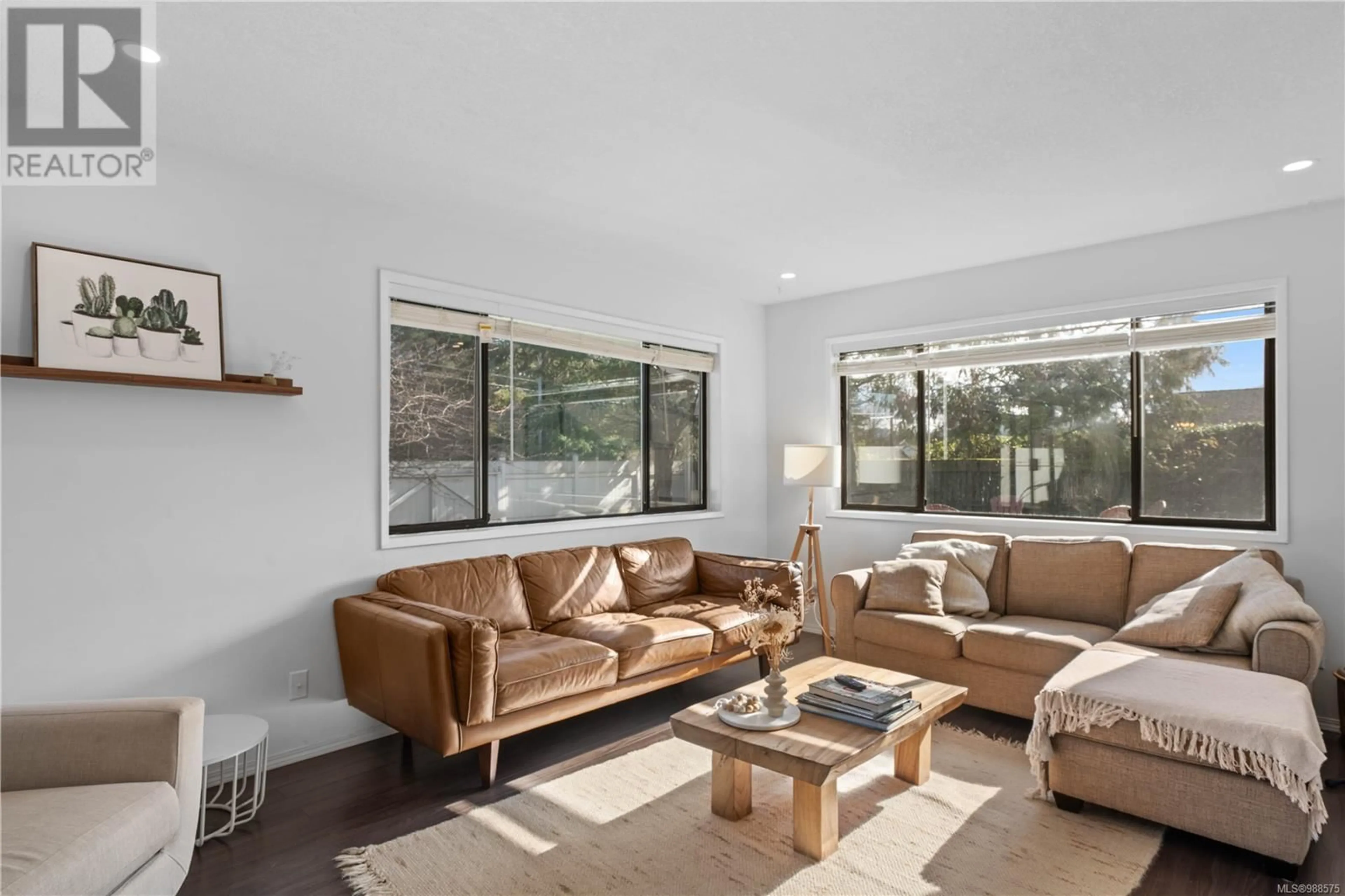 Living room with furniture, unknown for 702 CAMAS WAY, Parksville British Columbia V9P1E4