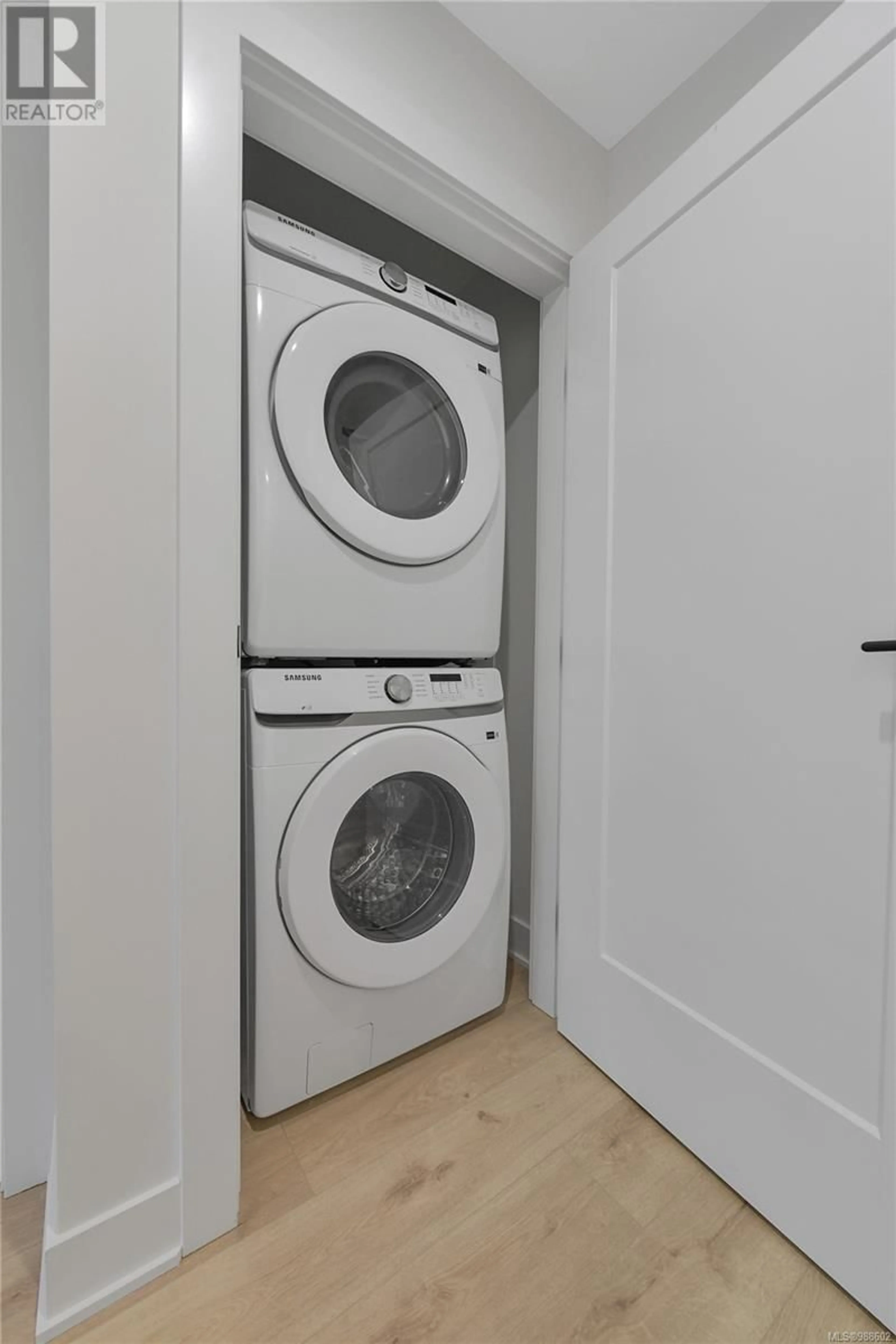 Laundry room for 203 1114 Samar Cres, Langford British Columbia V9B7C5