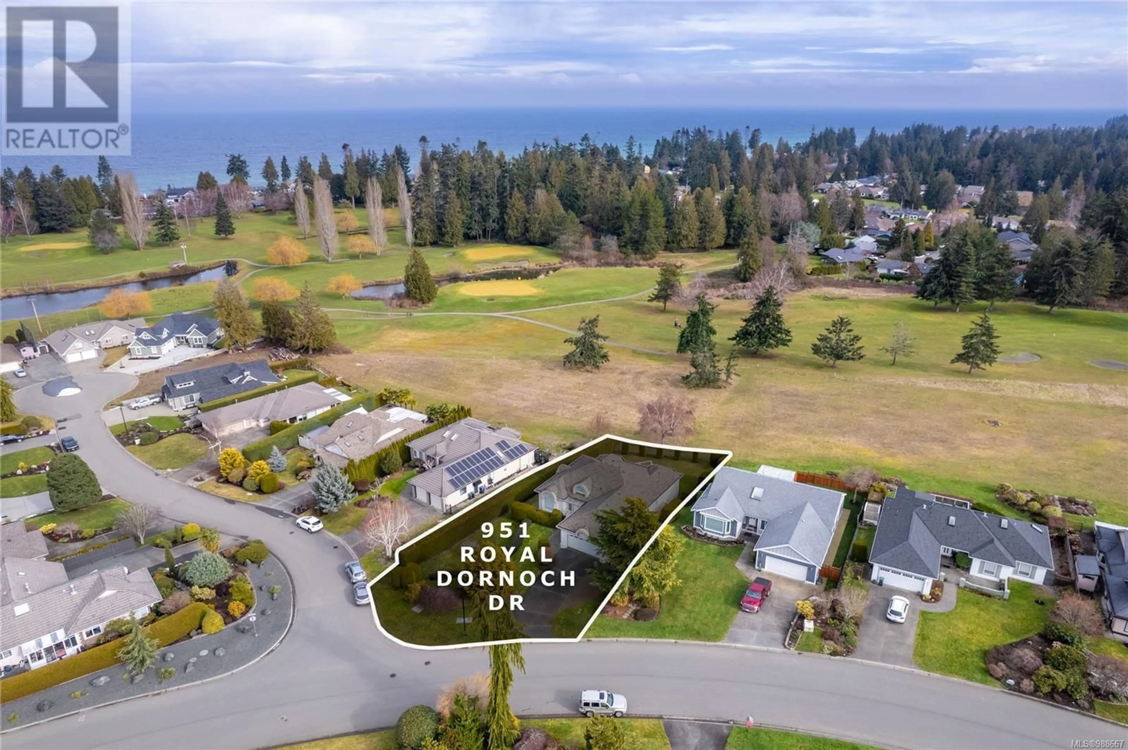 A pic from outside/outdoor area/front of a property/back of a property/a pic from drone, unknown for 951 Royal Dornoch Dr, Qualicum Beach British Columbia V9K1E1