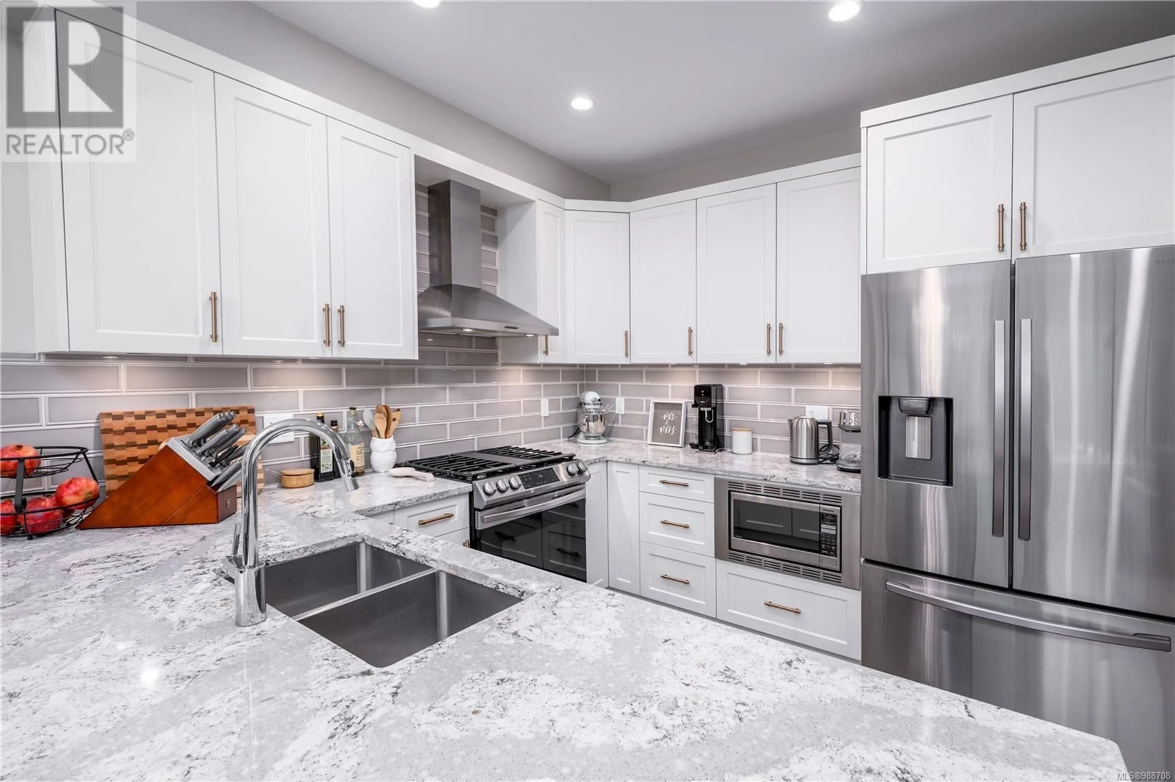 Contemporary kitchen, ceramic/tile floor for 2825 Lunar Crt, Langford British Columbia V9B4M2