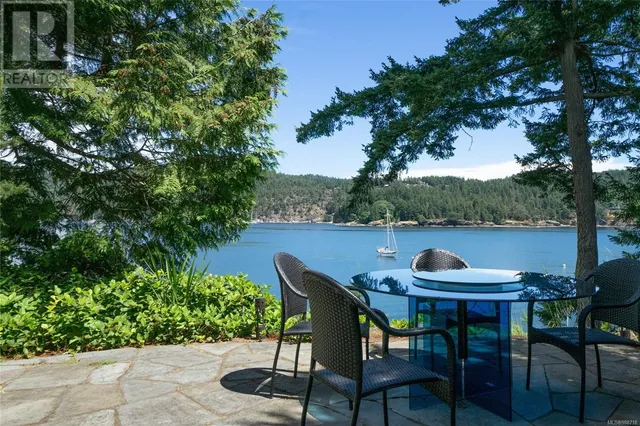 7909 BEDWELL DRIVE, Pender Island 5