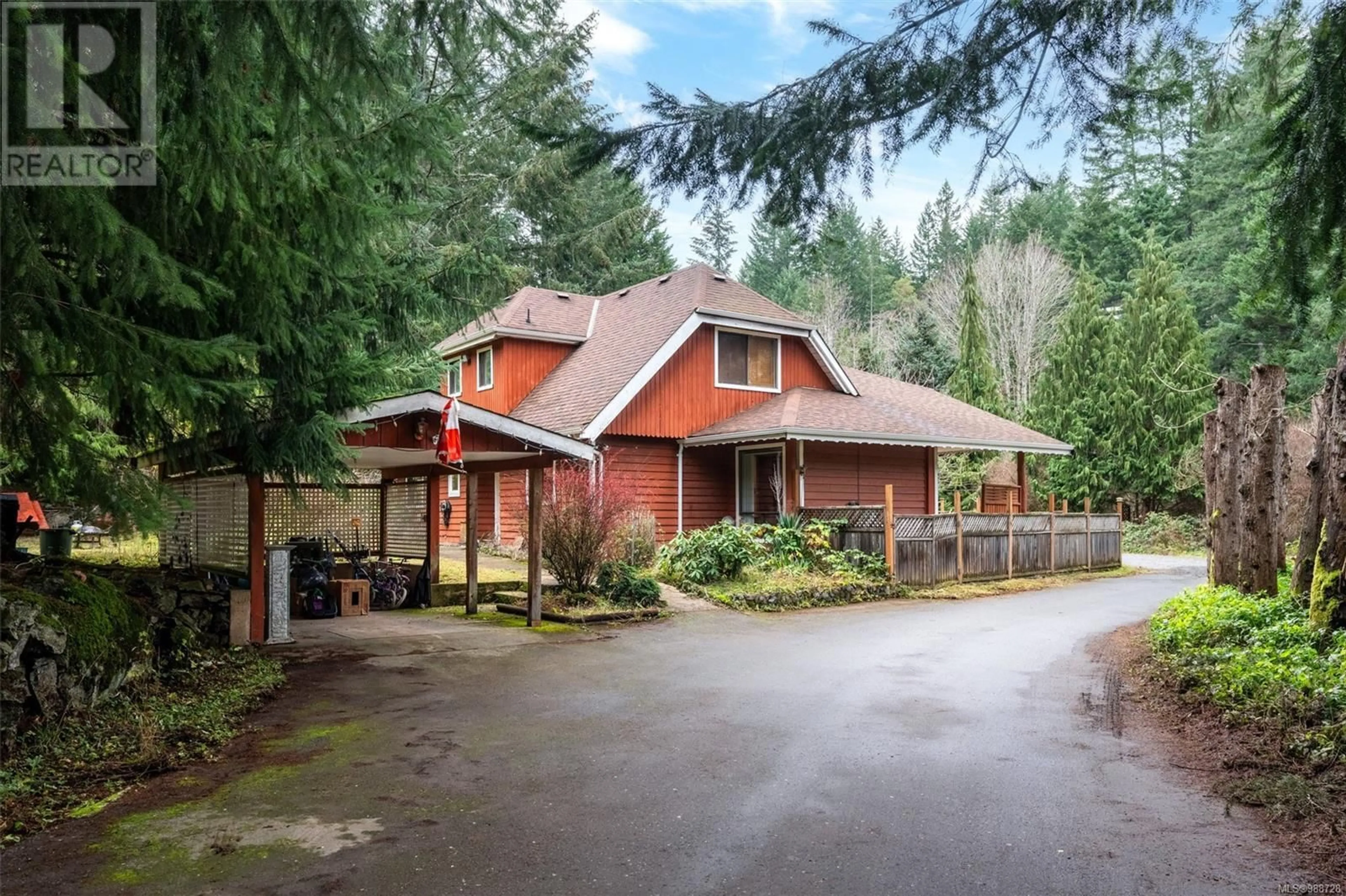 A pic from outside/outdoor area/front of a property/back of a property/a pic from drone, unknown for 3074 Sooke Rd, Langford British Columbia V9B5Y9