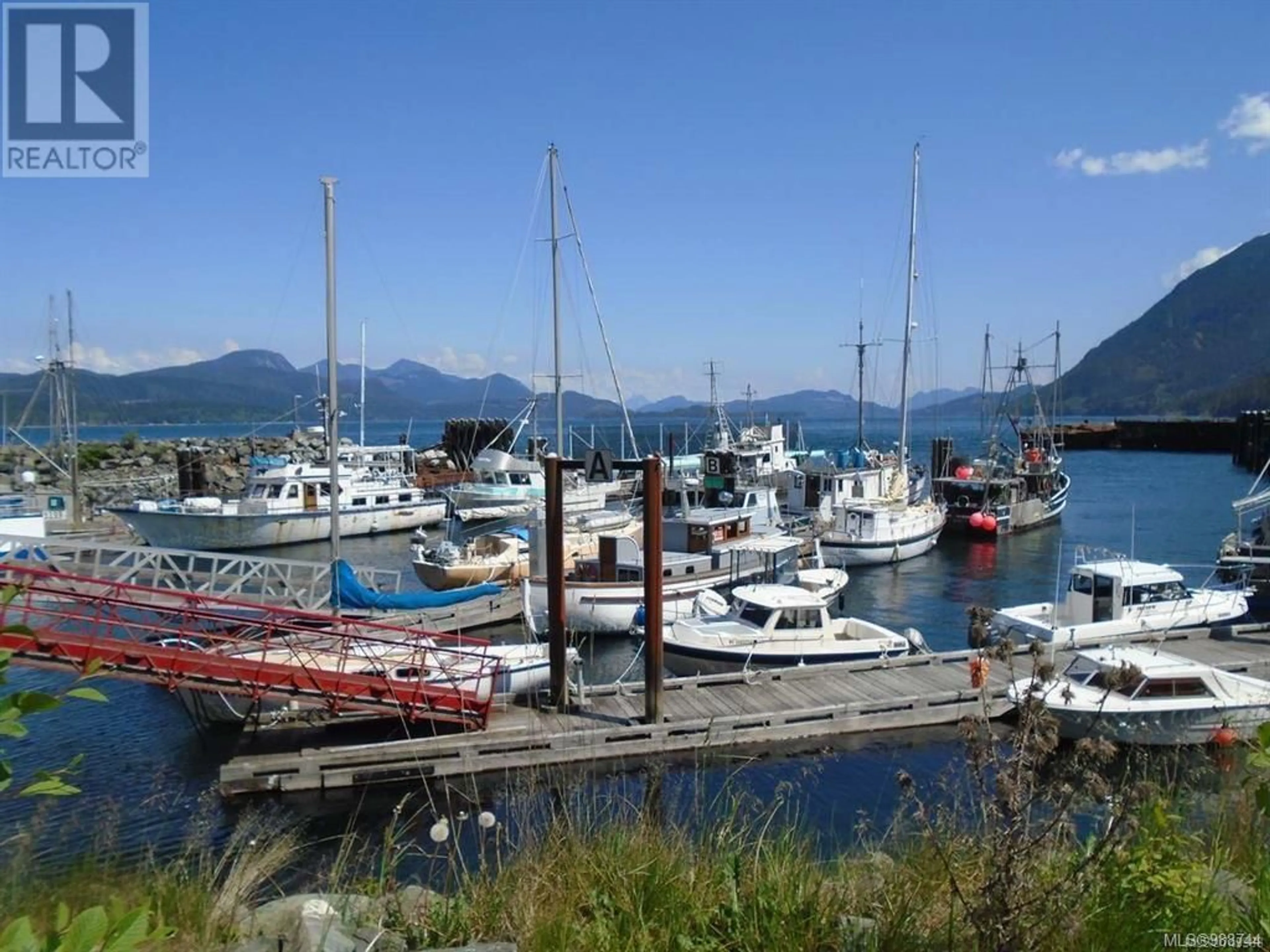 Unknown for 205 - 611 MACMILLAN DRIVE, Sayward British Columbia V0P1R0