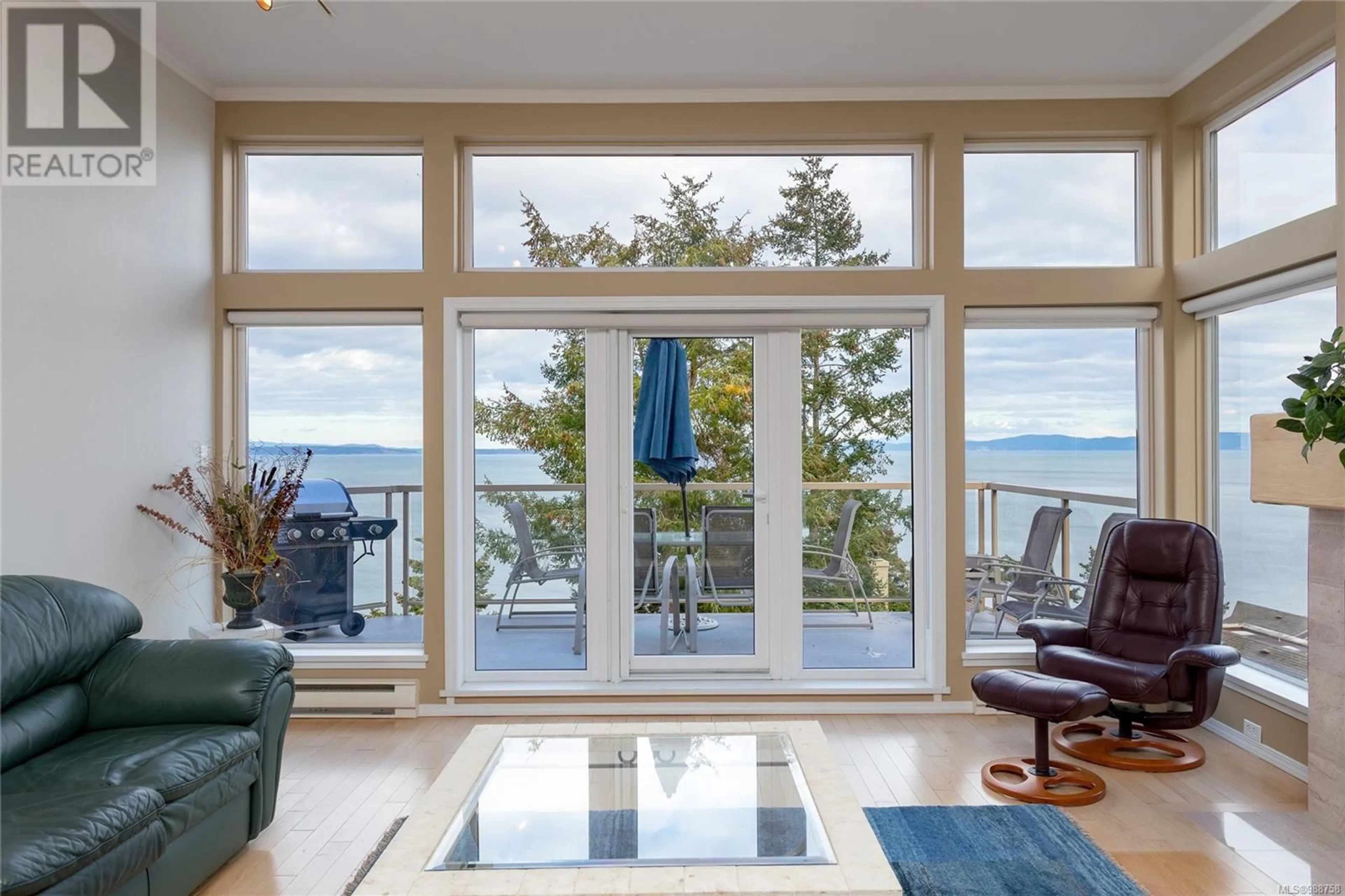 Unknown for 9 - 4771 CORDOVA BAY ROAD, Saanich British Columbia V9Y2J7