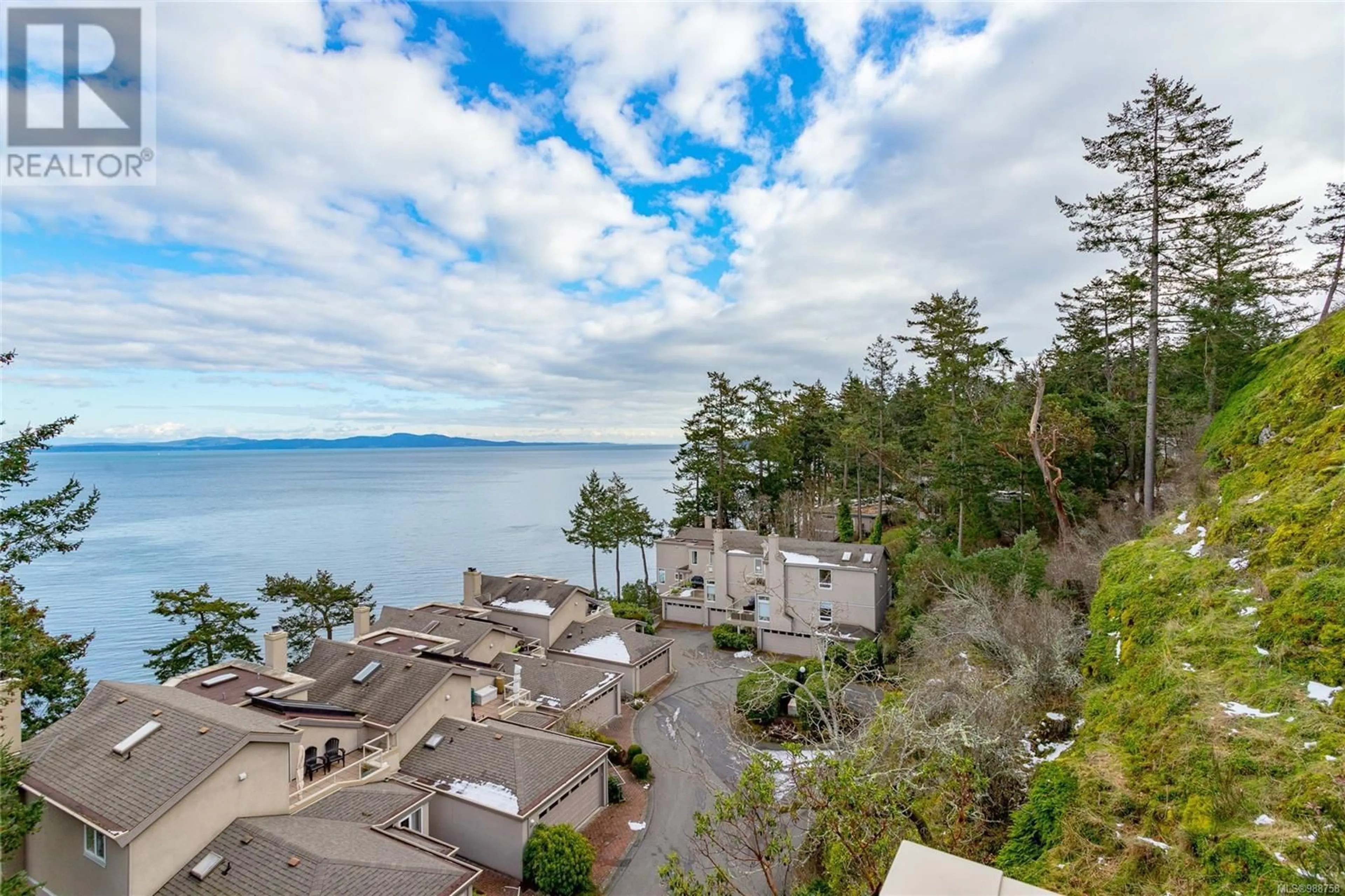 A pic from outside/outdoor area/front of a property/back of a property/a pic from drone, water/lake/river/ocean view for 9 4771 Cordova Bay Rd, Saanich British Columbia V9Y2J7