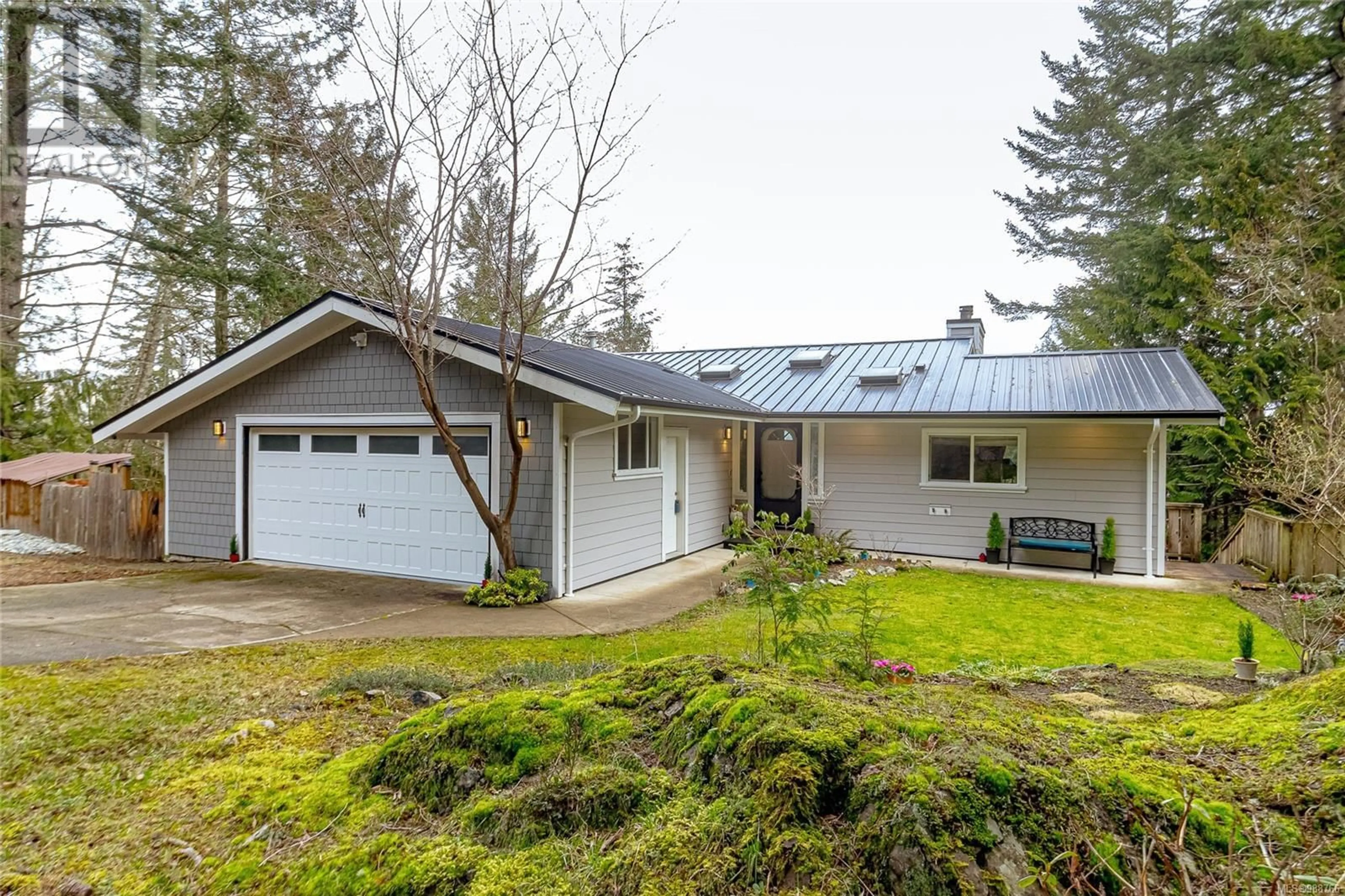 A pic from outside/outdoor area/front of a property/back of a property/a pic from drone, water/lake/river/ocean view for 1526 WINSLOW DRIVE, Sooke British Columbia V9Z1A9