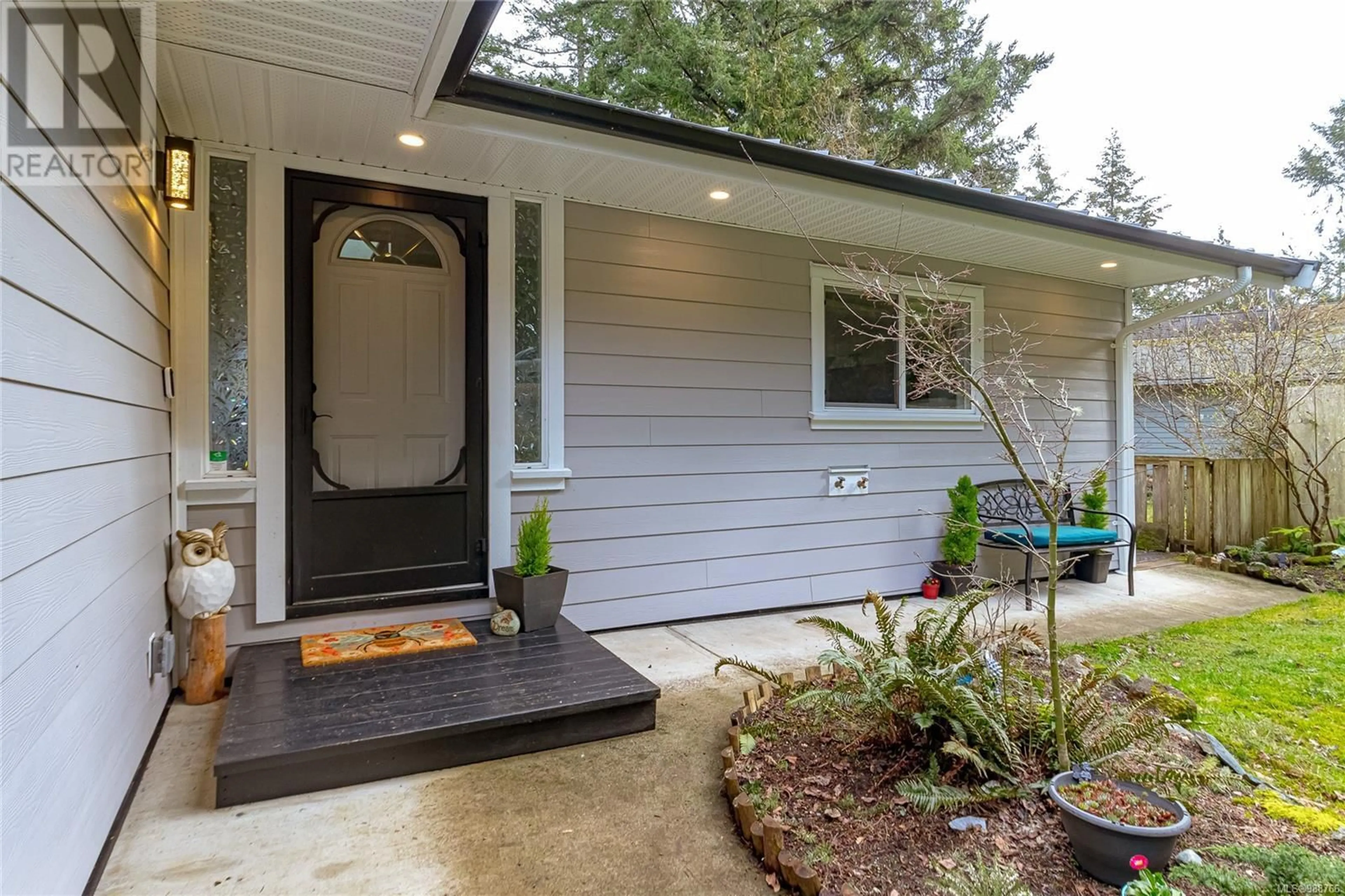 Home with vinyl exterior material, street for 1526 Winslow Dr, Sooke British Columbia V9Z1A9