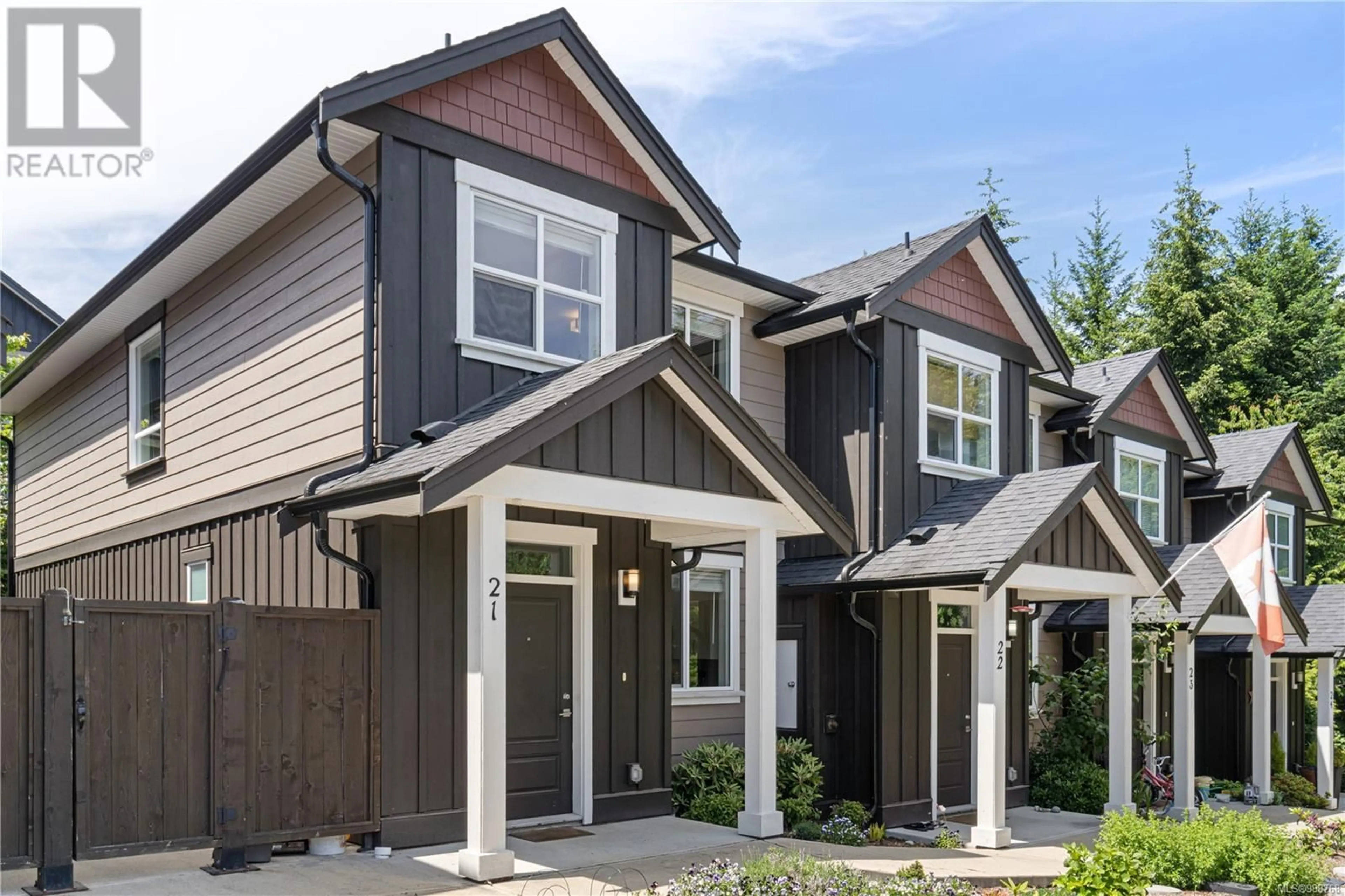 Home with vinyl exterior material, street for 21 - 512 JIM CRAM DRIVE, Ladysmith British Columbia V9G0B1