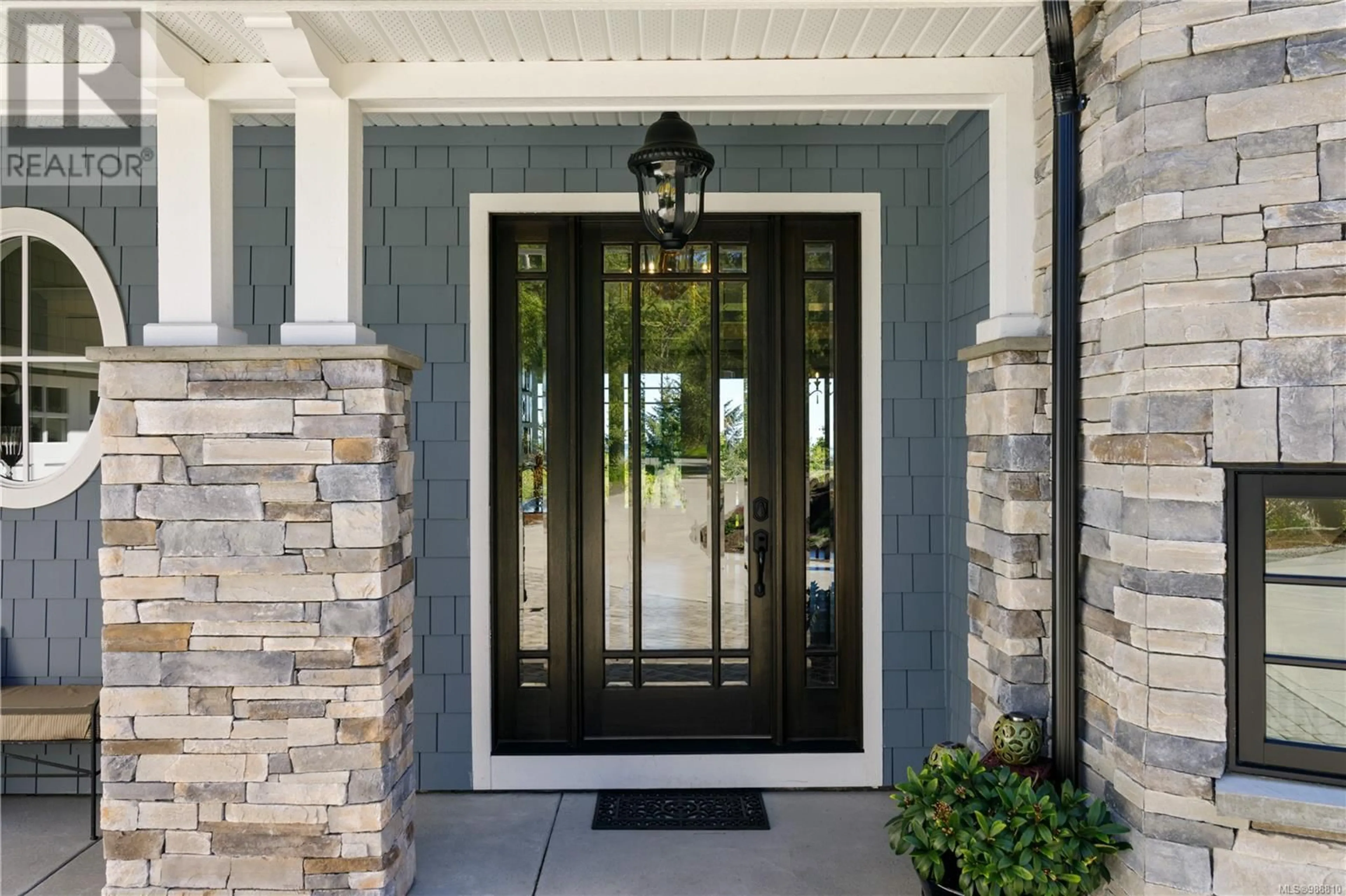 Indoor entryway for 11121 CALYPSO LANE, North Saanich British Columbia V8L5N6