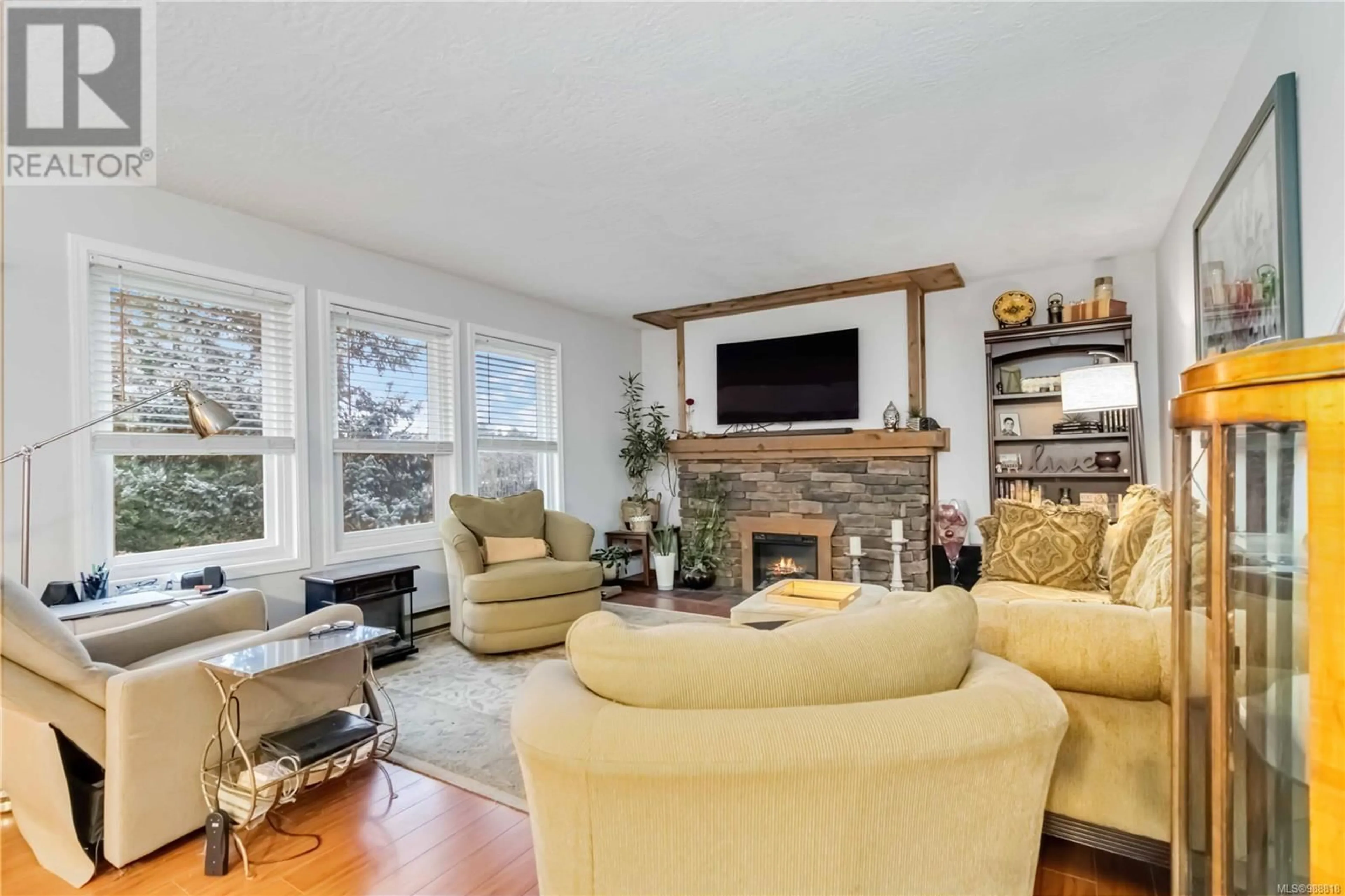 Living room with furniture, unknown for 785 Cecil Blogg Dr, Colwood British Columbia V9B5N7