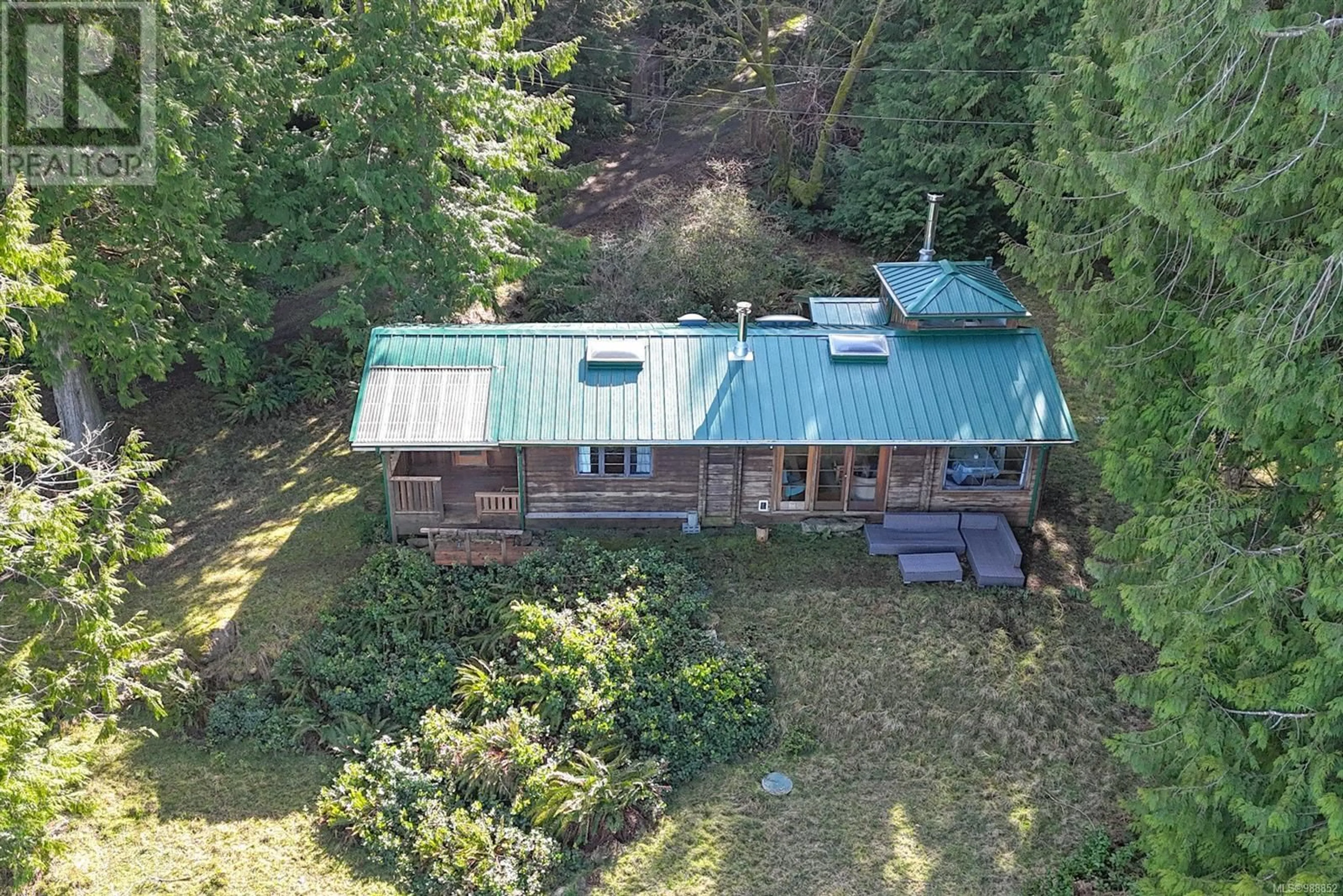 A pic from outside/outdoor area/front of a property/back of a property/a pic from drone, unknown for 2350 Windecker Dr, Gabriola Island British Columbia V0R1X7