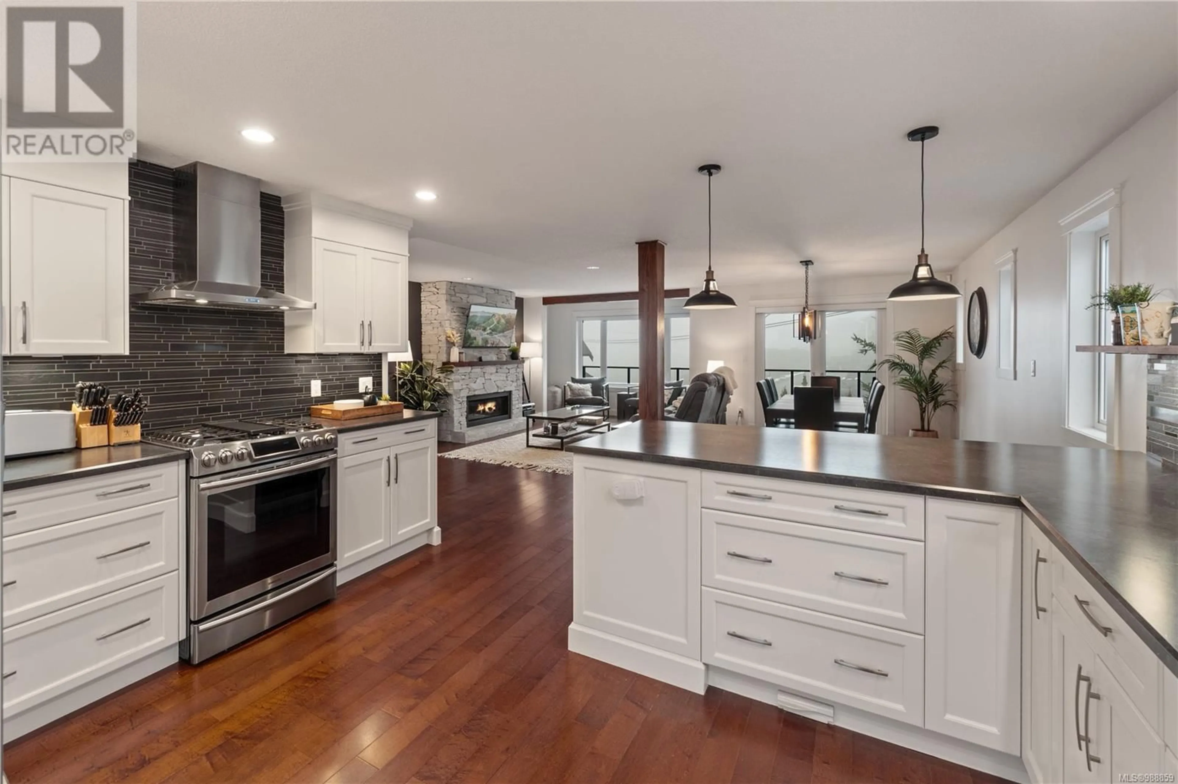 Open concept kitchen, unknown for 1285 College Dr, Nanaimo British Columbia V9R5Z5