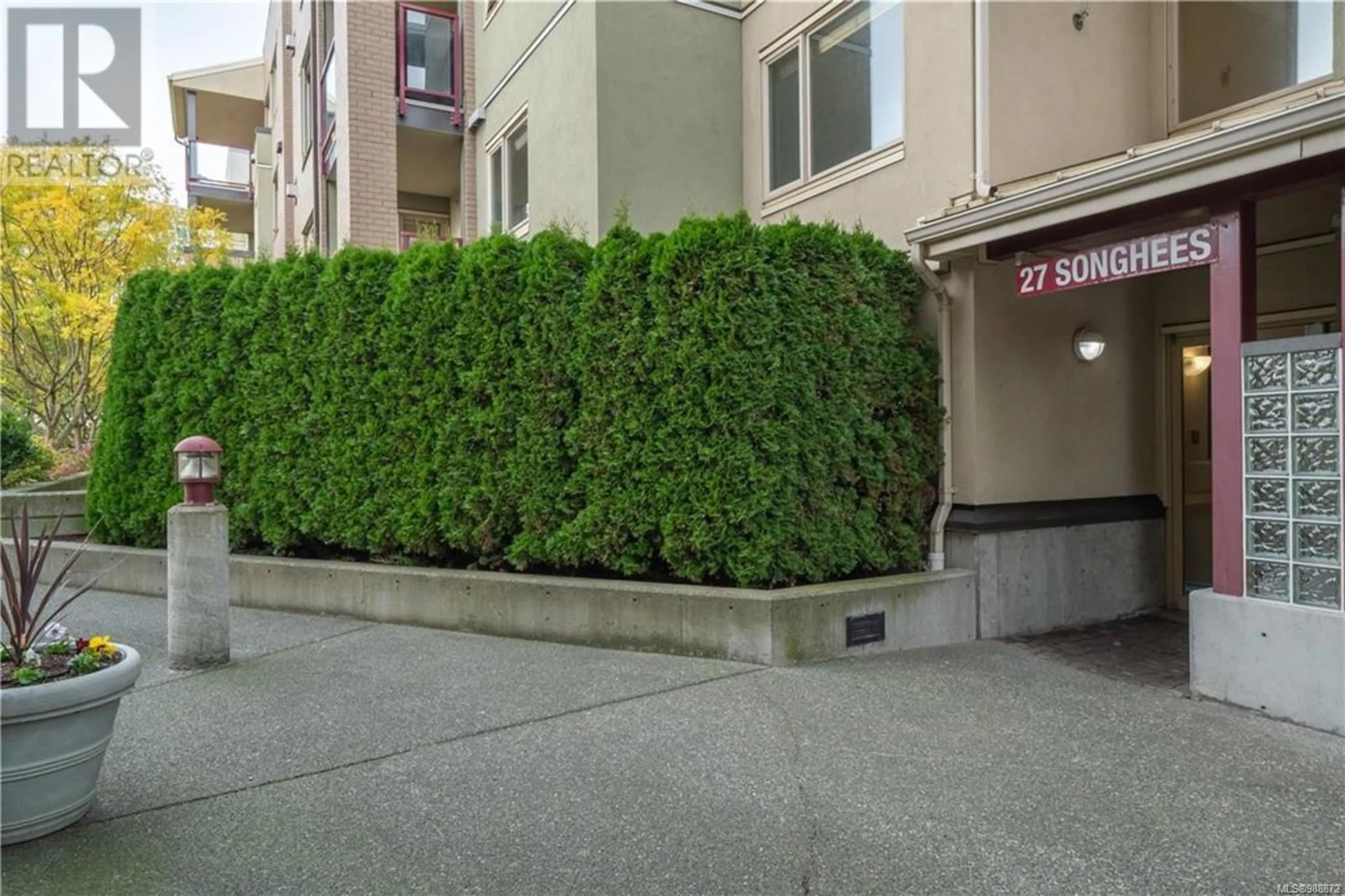 Patio, street for 206 - 27 SONGHEES ROAD, Victoria British Columbia V9A7M6