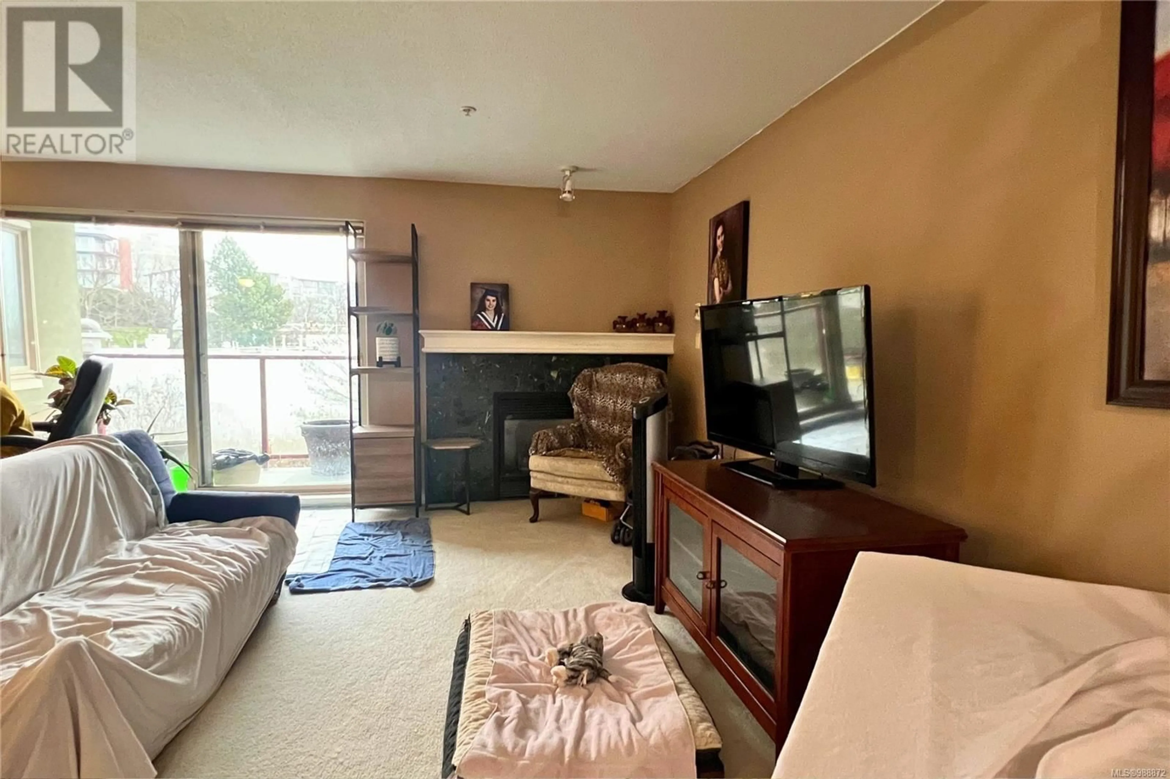 Living room with furniture, unknown for 206 - 27 SONGHEES ROAD, Victoria British Columbia V9A7M6