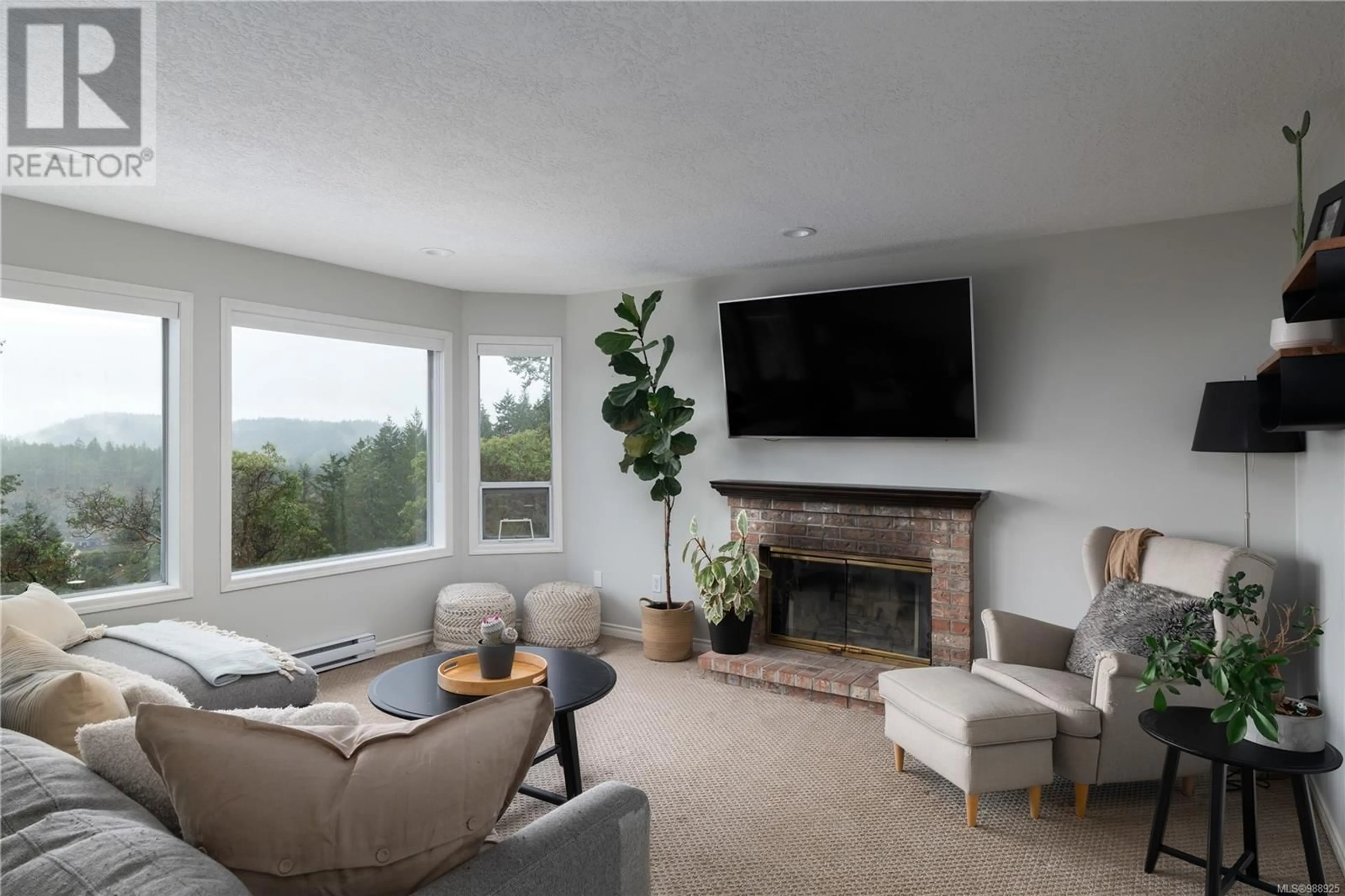 Living room with furniture, unknown for 905 Columbus Pl, Langford British Columbia V9C3T7