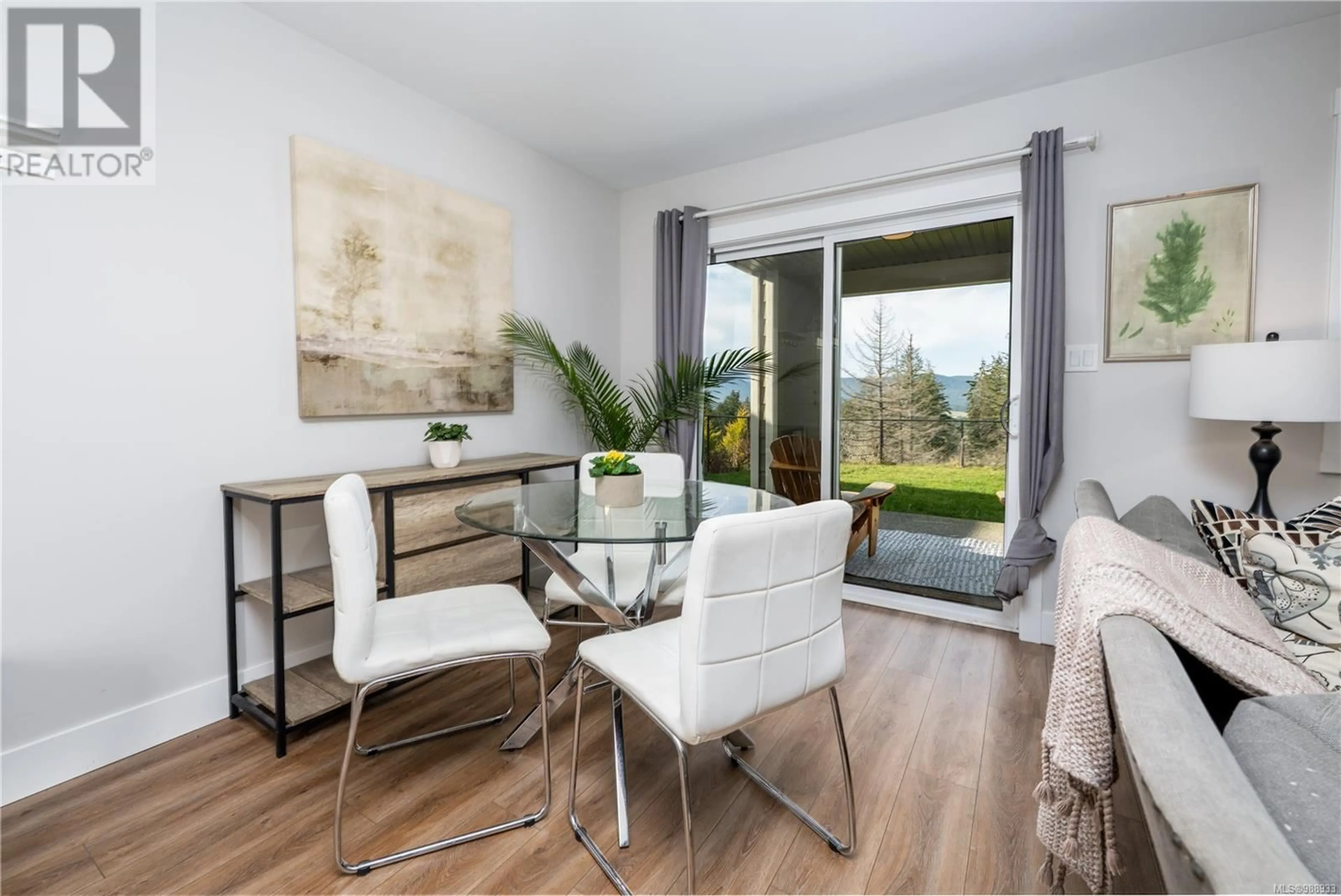 Dining room, wood/laminate floor for 6289 Highwood Dr, Duncan British Columbia V9L0G1