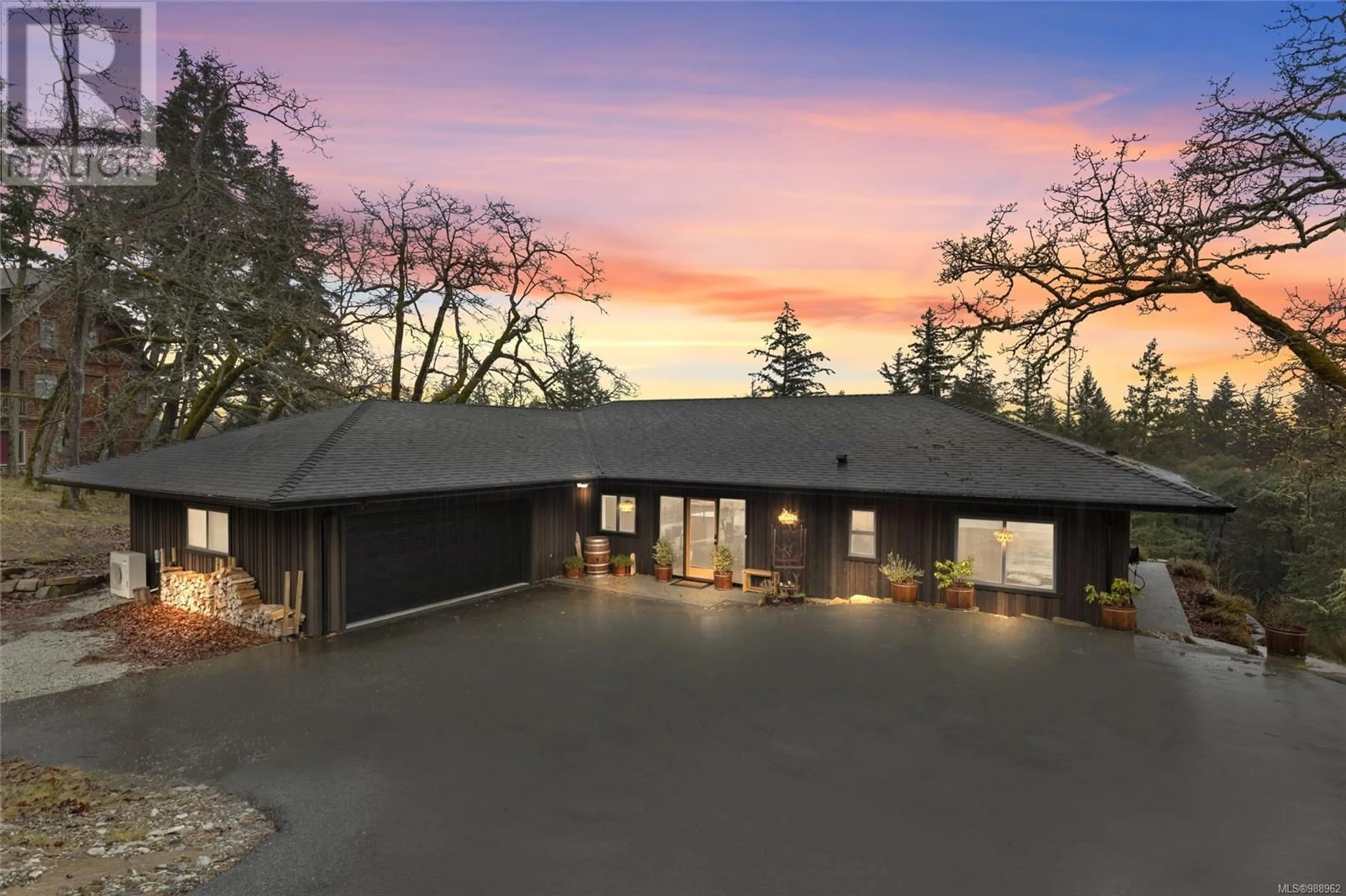 A pic from outside/outdoor area/front of a property/back of a property/a pic from drone, mountain view for 153 Sandpiper Pl, Salt Spring British Columbia V8K2W5