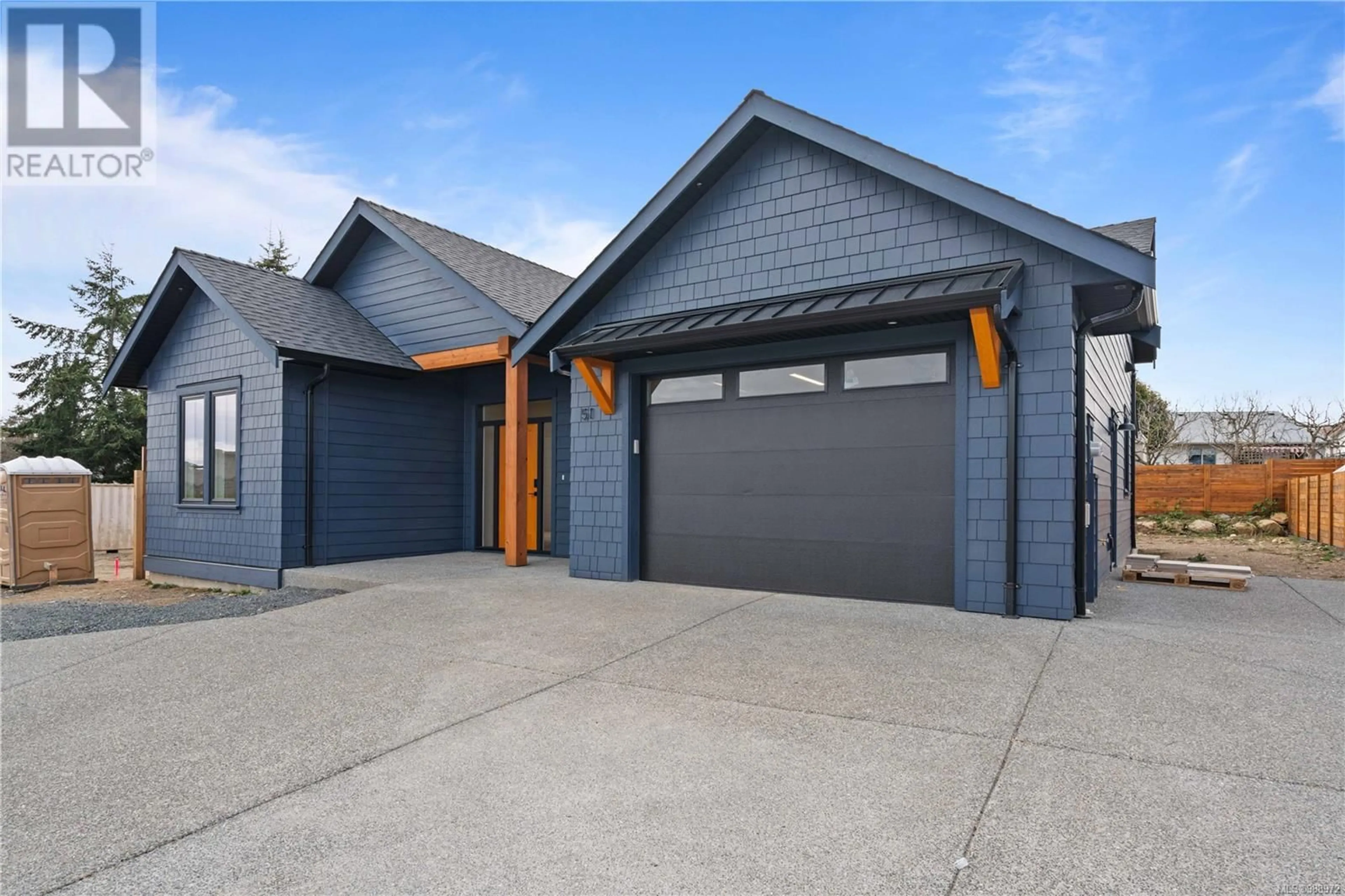 Indoor garage for 51 Sun West Pl, Parksville British Columbia V9P2W9