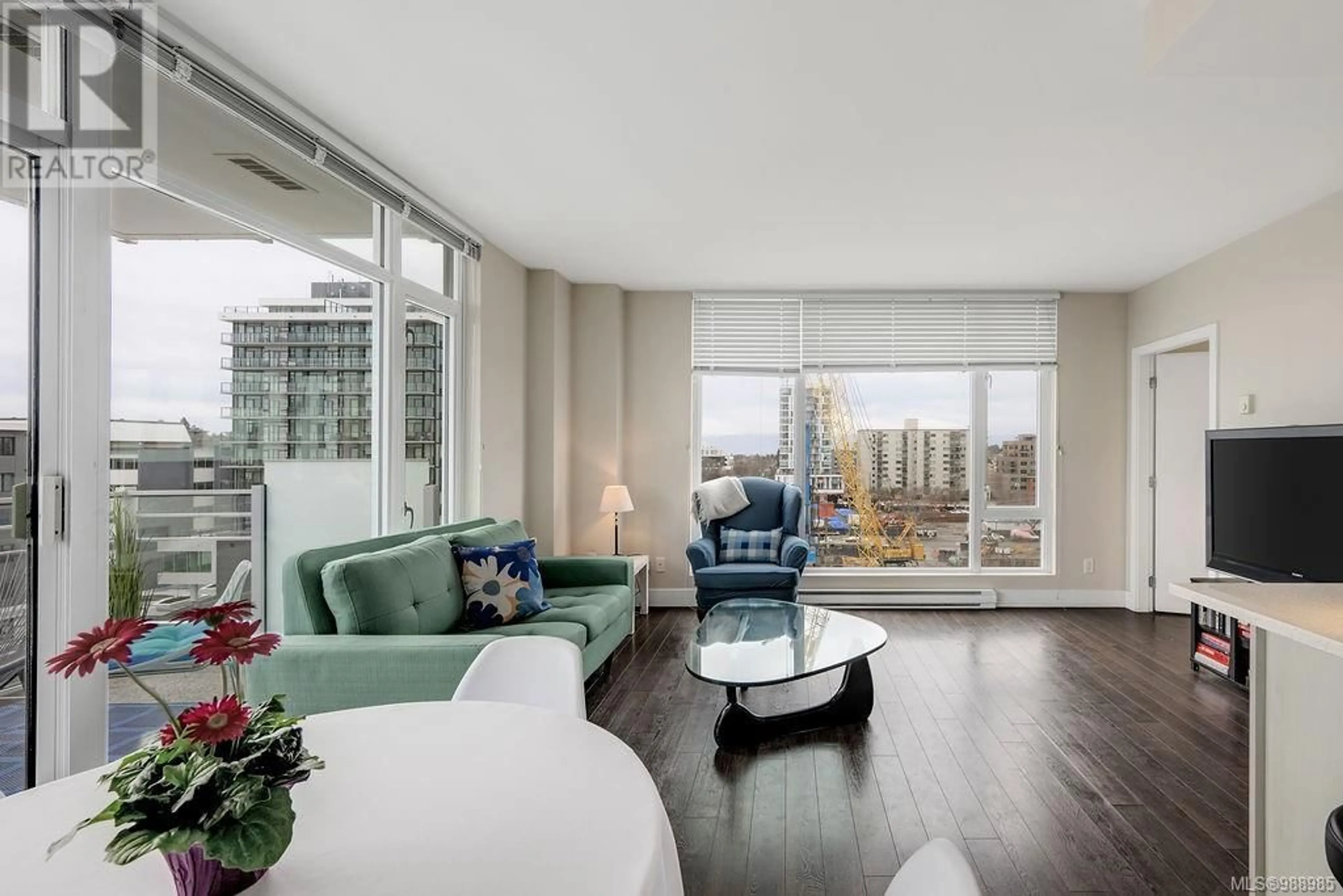 Living room with furniture, unknown for 602 - 1090 JOHNSON STREET, Victoria British Columbia V8V0B3