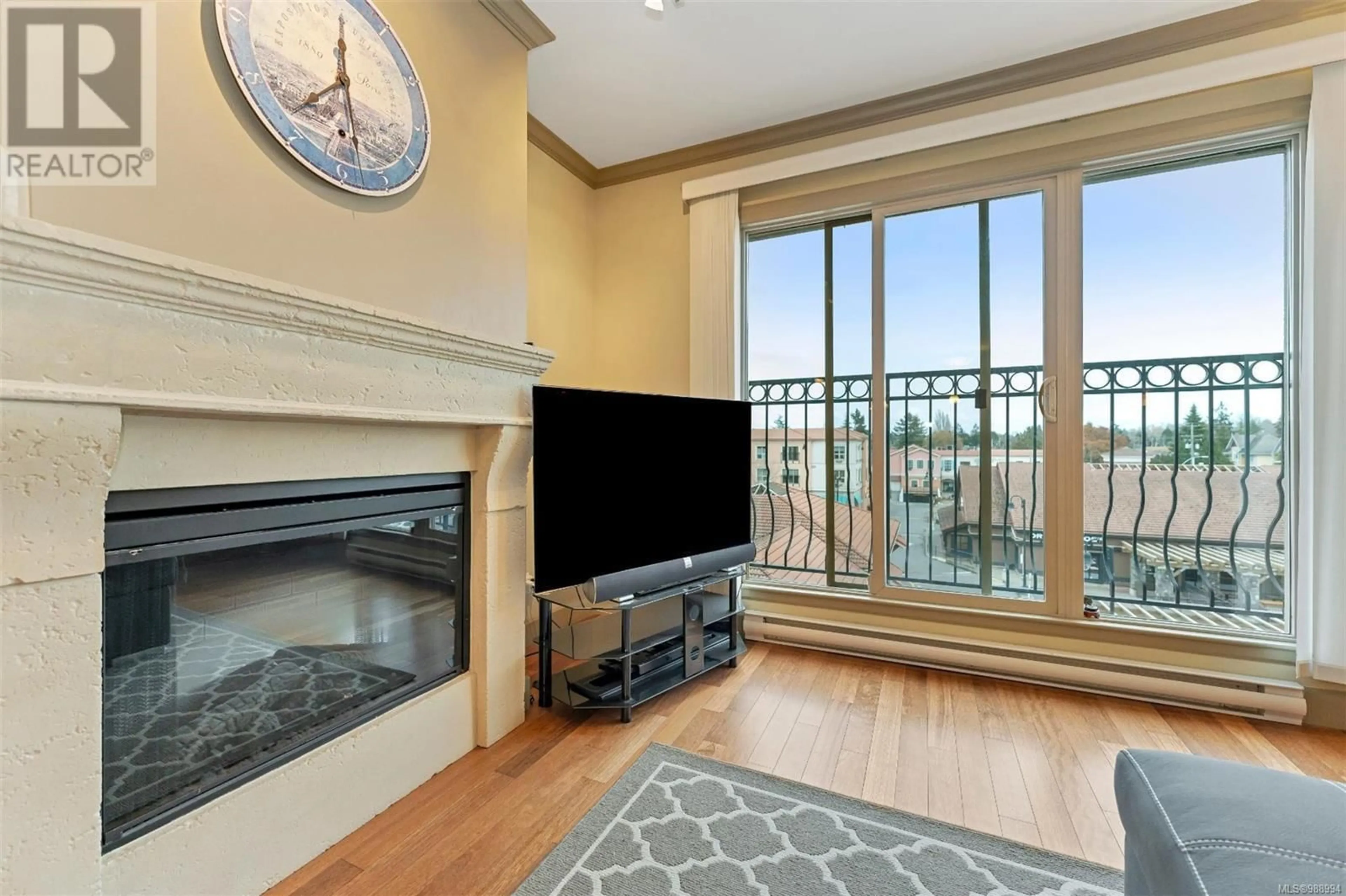 Living room with furniture, unknown for 318 - 1620 MCKENZIE AVENUE, Saanich British Columbia V8N0A1