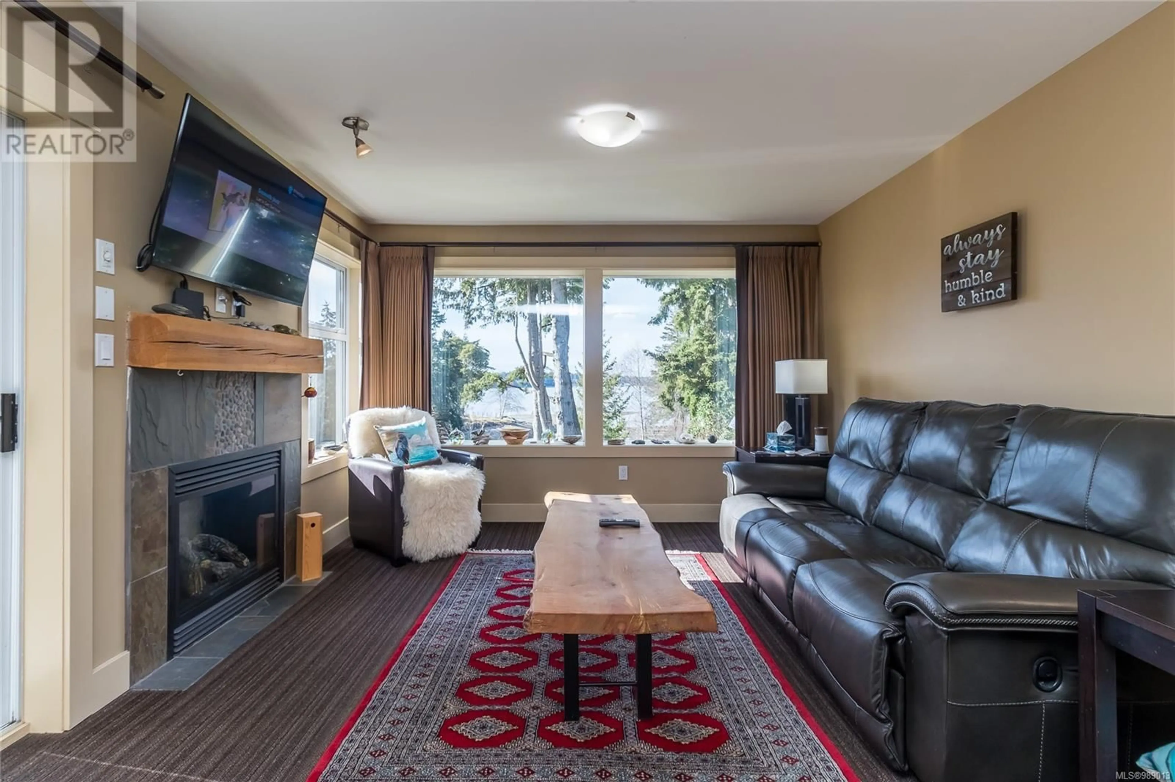 Living room with furniture, carpet floor for 236 1600 Stroulger Rd, Nanoose Bay British Columbia V9P9B7