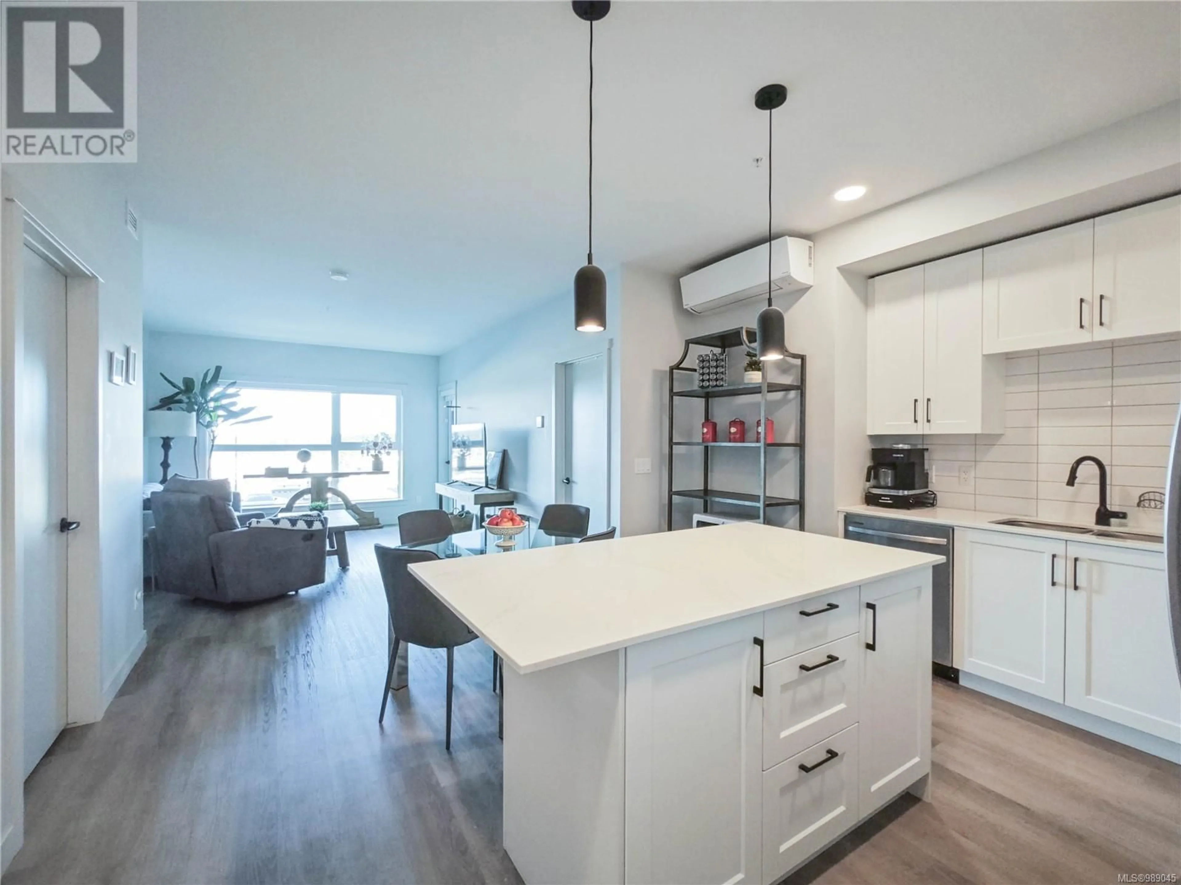 Open concept kitchen, unknown for 206 2465 Gateway Rd, Langford British Columbia V9B5X3