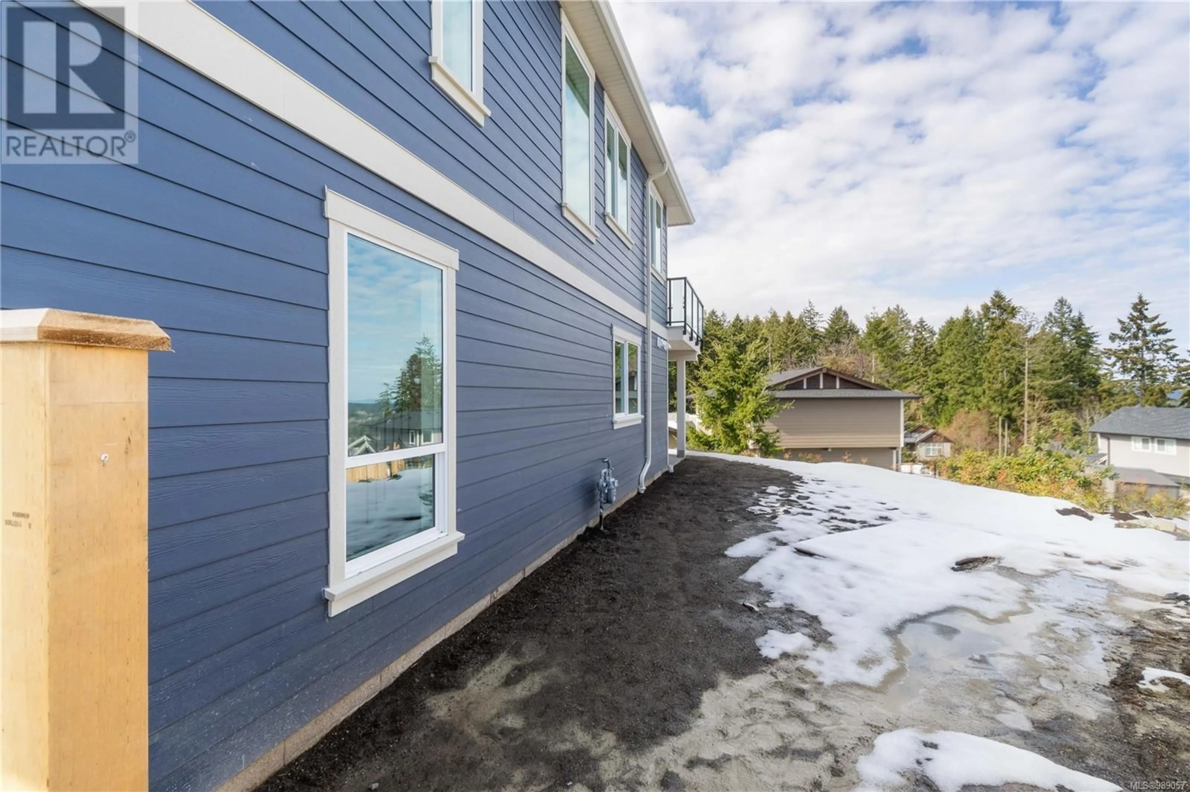 Home with vinyl exterior material, unknown for 1348 LANGARA DRIVE, Nanaimo British Columbia V9R6A8