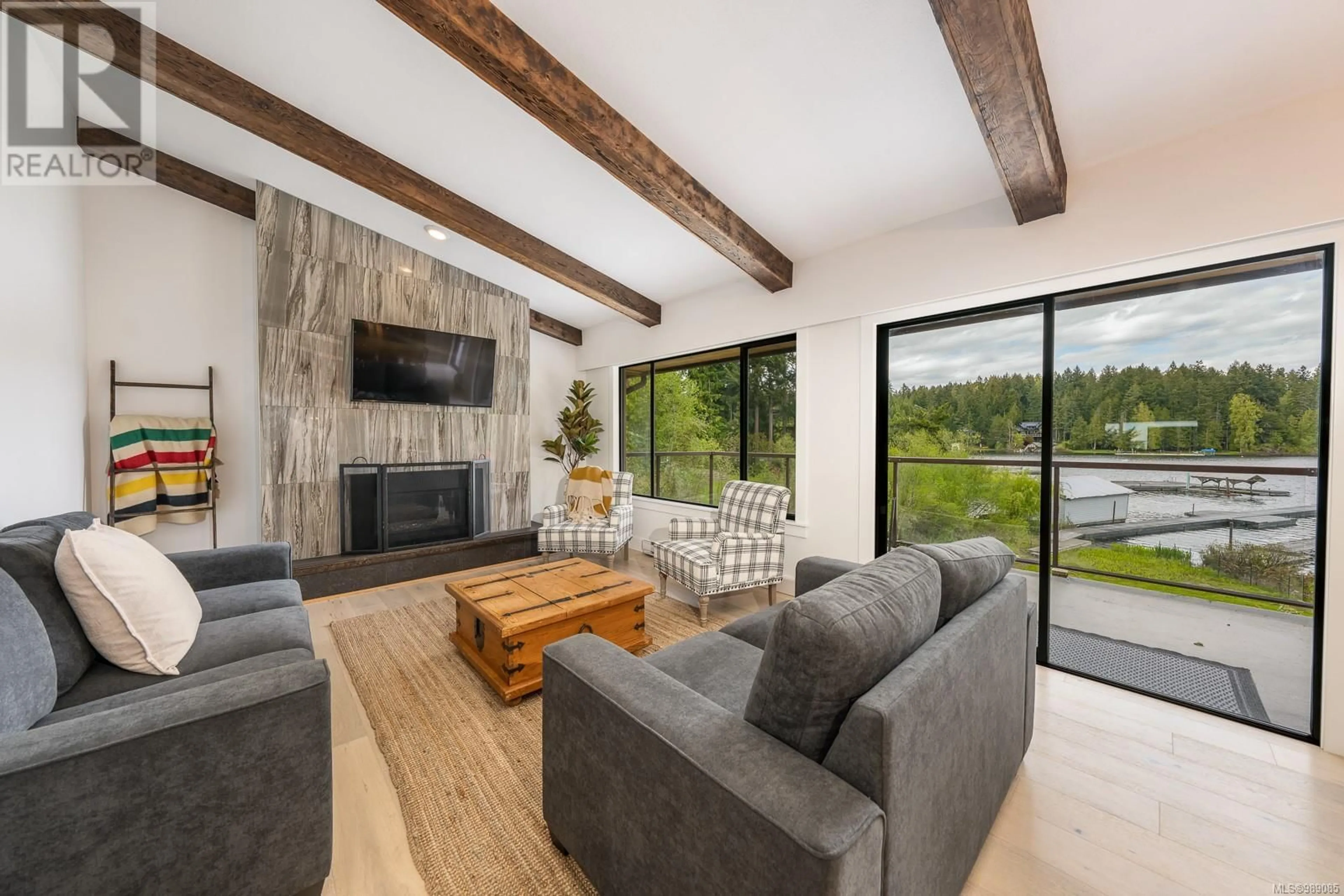 Living room with furniture, unknown for 2585 WYLDEWOOD AVENUE, Shawnigan Lake British Columbia V0R2W3