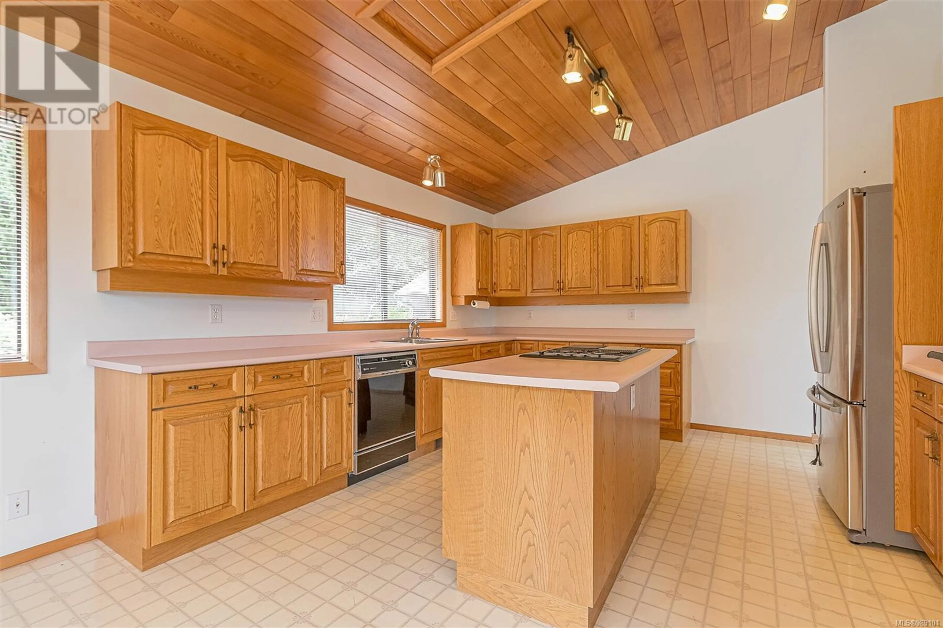 Standard kitchen, unknown for 13289 Prospect Dr, Ladysmith British Columbia V9G1G9