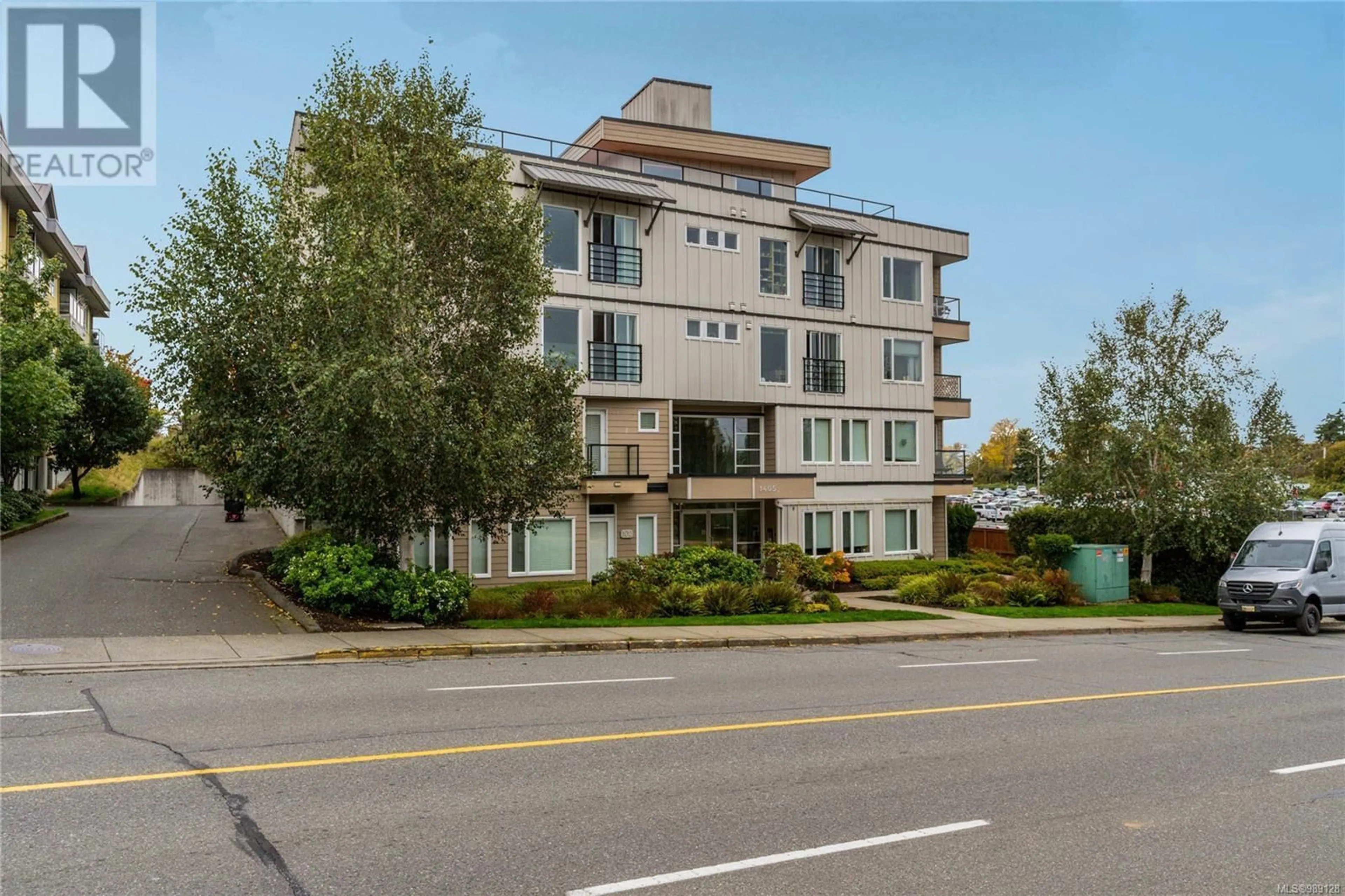 Unknown for 404 - 1405 ESQUIMALT ROAD, Esquimalt British Columbia V9A0A4