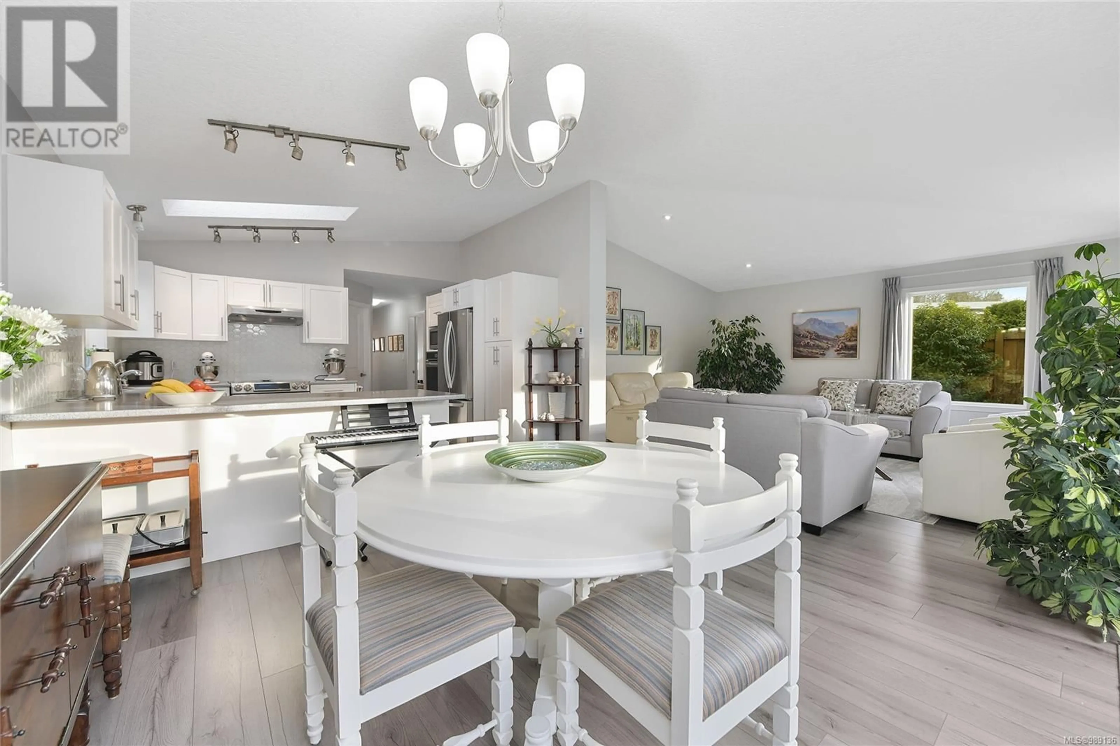 Open concept kitchen, unknown for 51 - 7586 TETAYUT ROAD, Central Saanich British Columbia V8M0B4