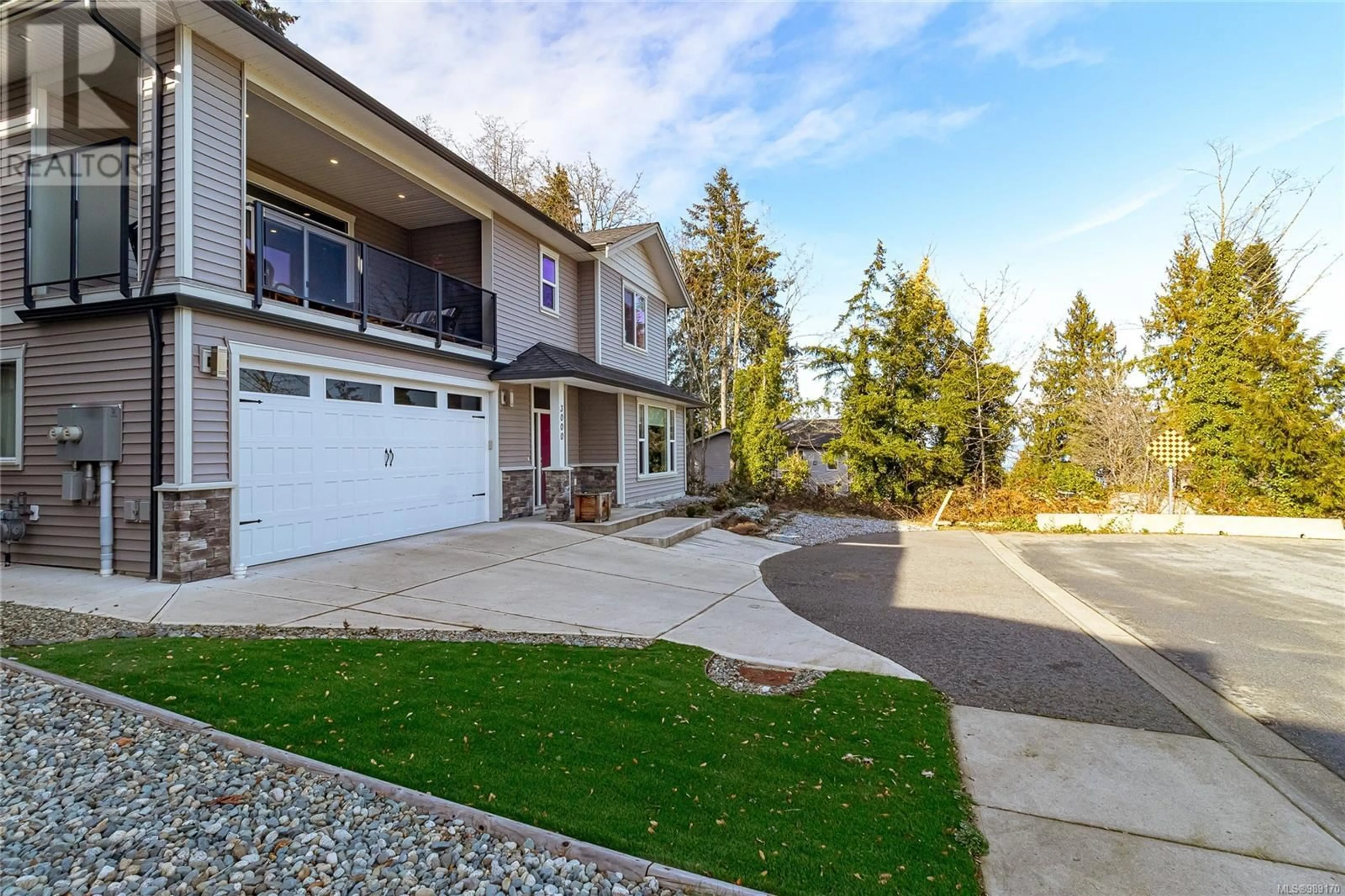 A pic from outside/outdoor area/front of a property/back of a property/a pic from drone, unknown for 3000 CATALINA WAY, Chemainus British Columbia V0R1K2