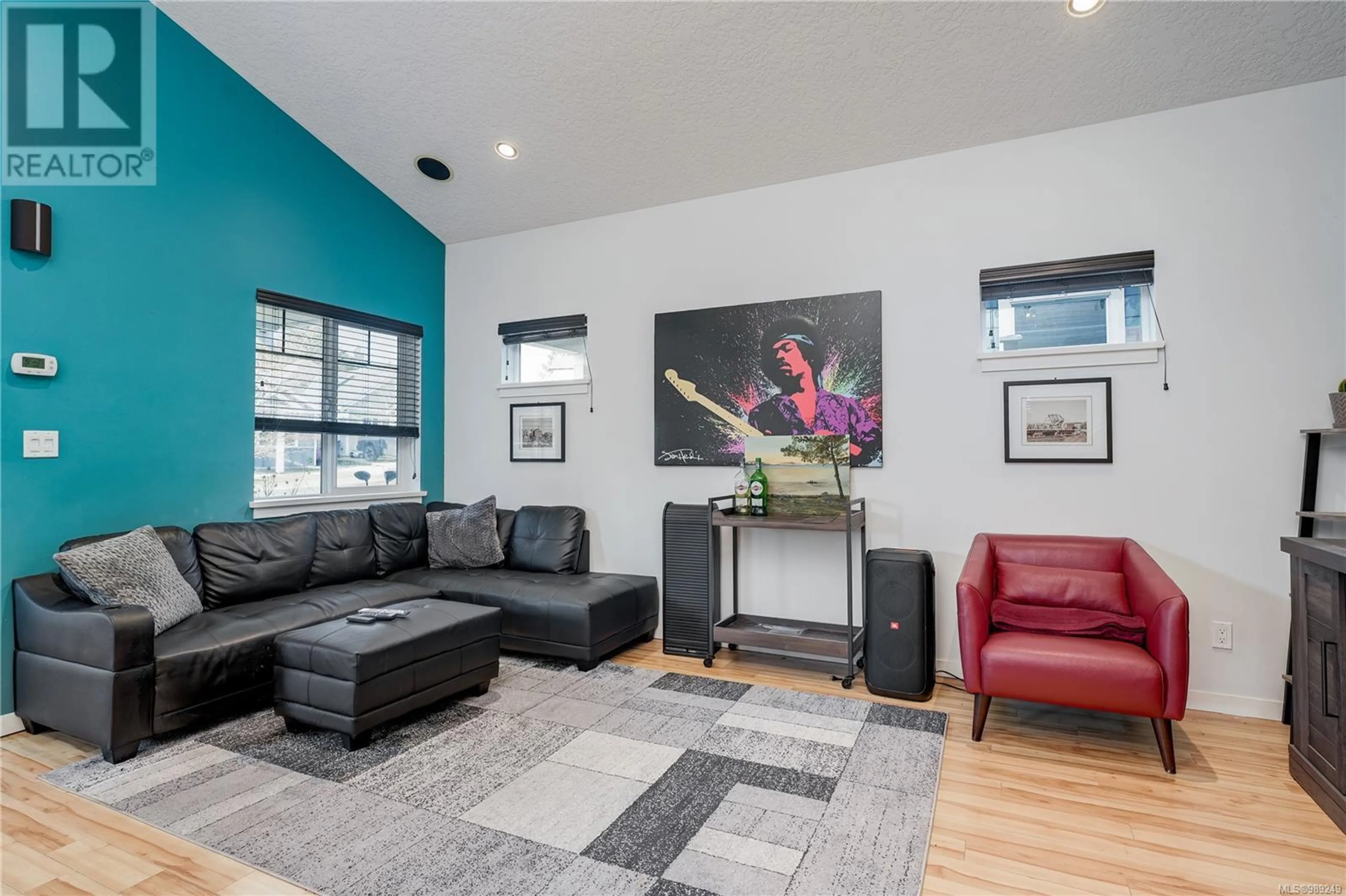 Living room with furniture, unknown for 3190 Kettle Creek Cres, Langford British Columbia V9B0K6