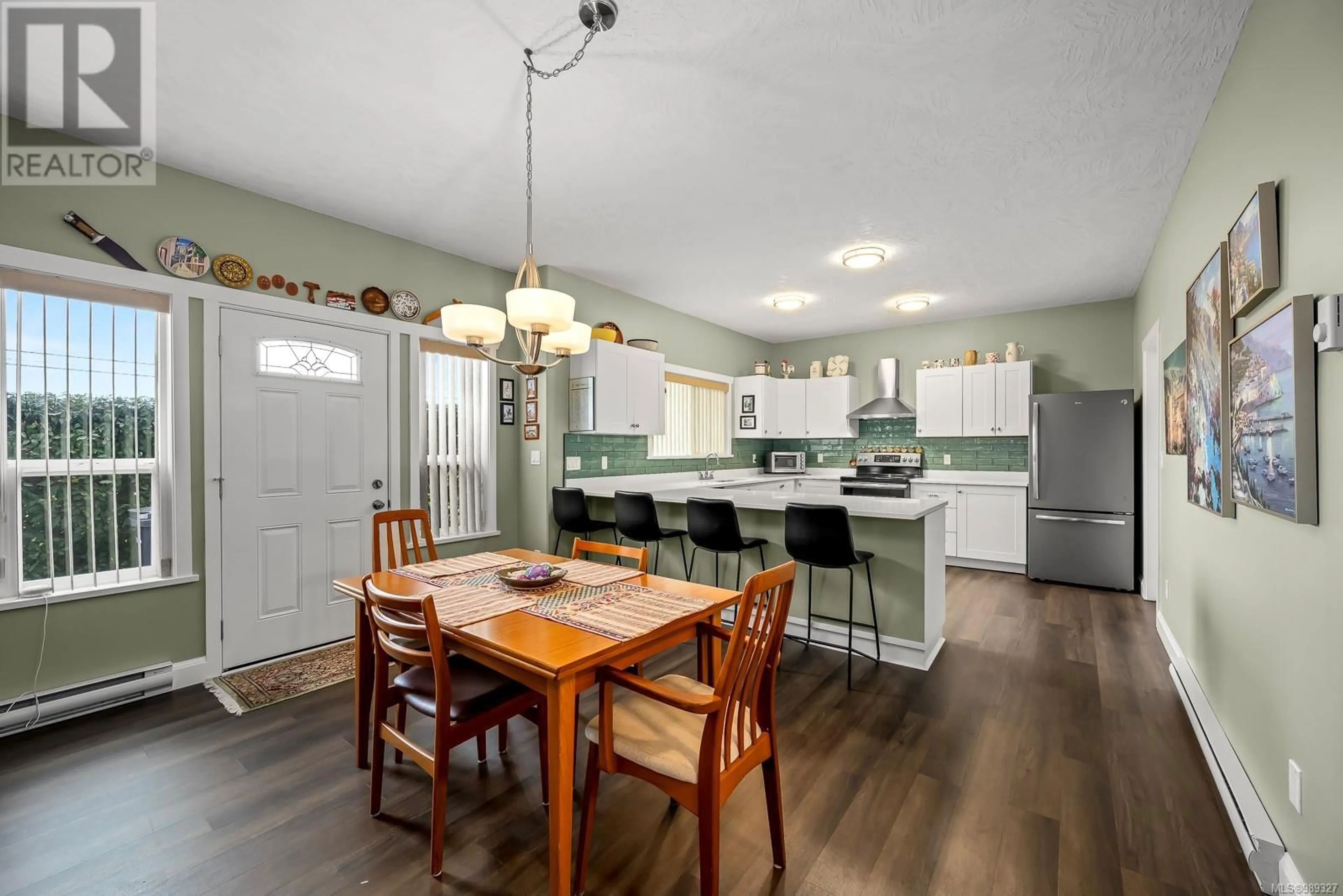 Open concept kitchen, unknown for A 531 Anderton Rd, Comox British Columbia V9M2J1