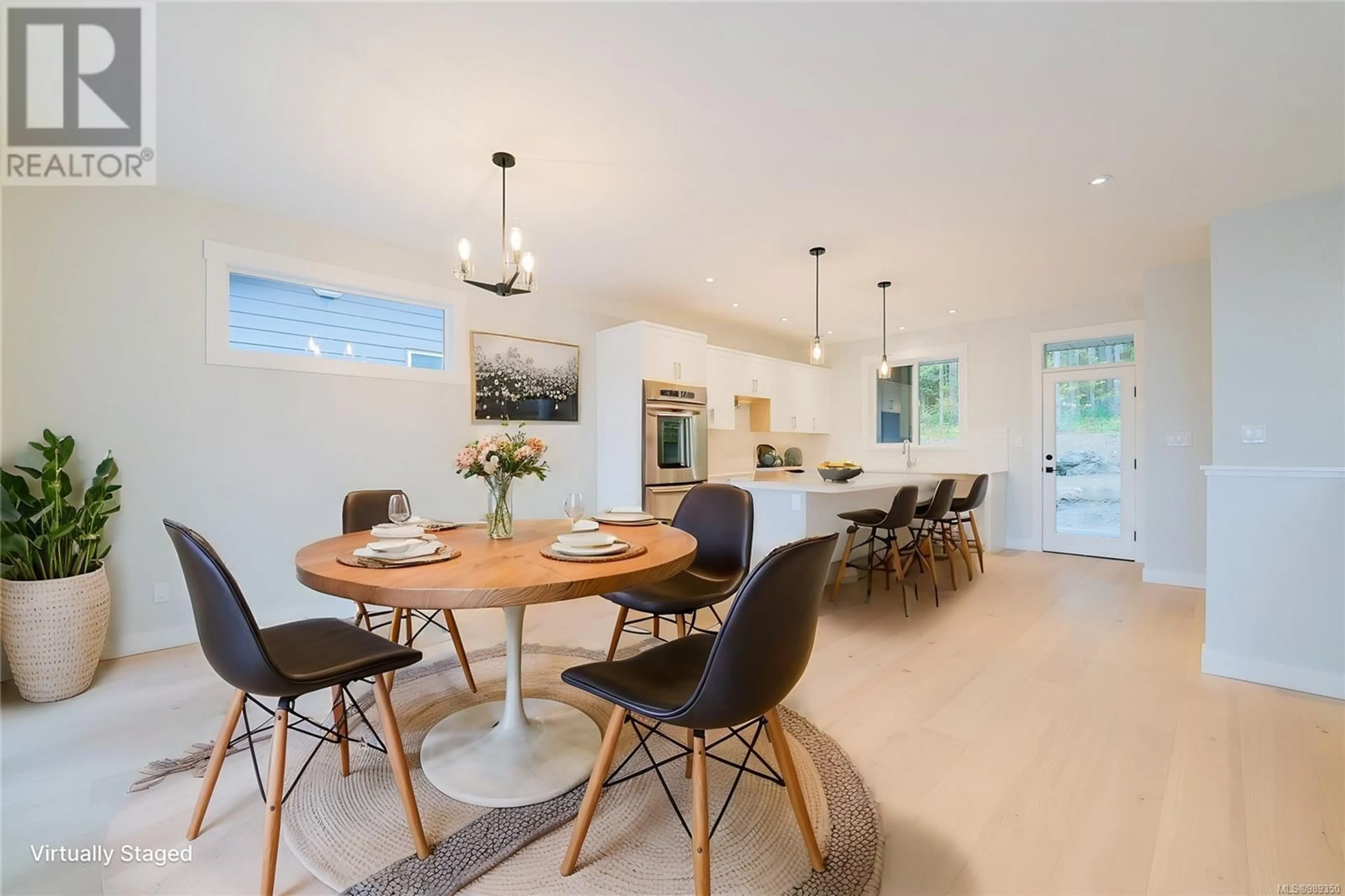 Dining room, unknown for 113 RAVEN WAY, Ladysmith British Columbia V9G0C2