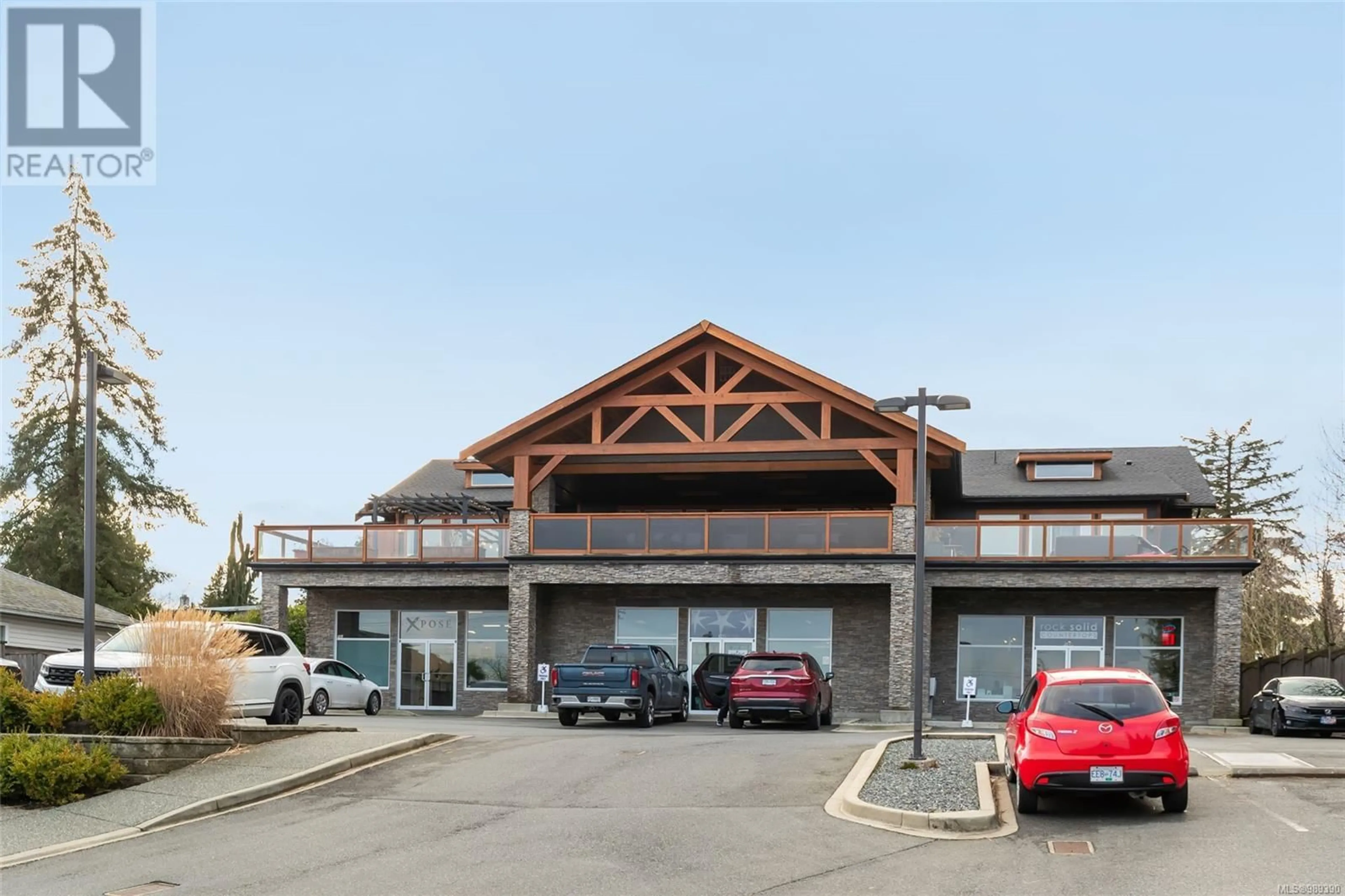 Patio, unknown for 201 679 Terminal Ave, Nanaimo British Columbia V9S4K1