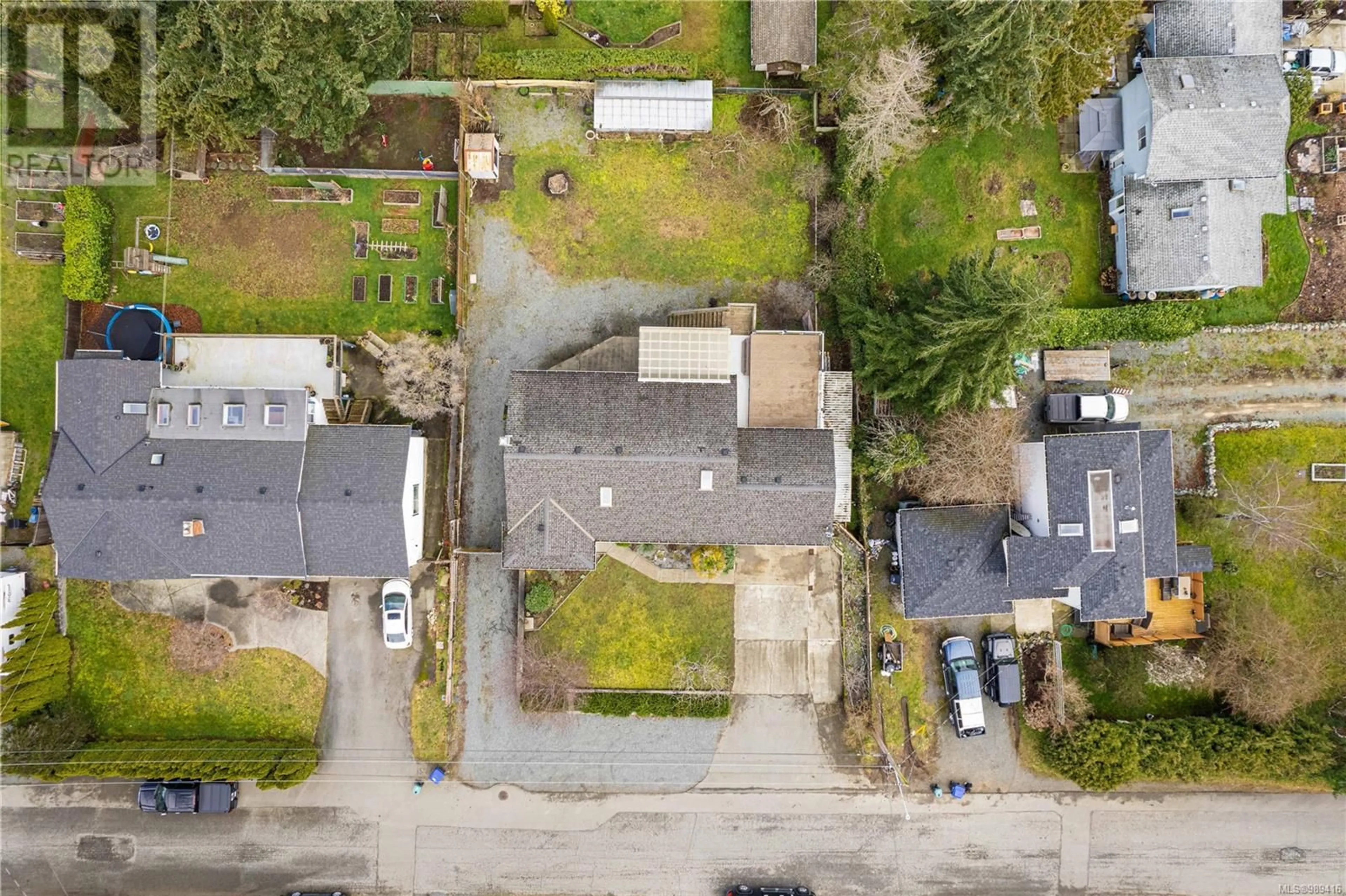 A pic from outside/outdoor area/front of a property/back of a property/a pic from drone, street for 7412 Slogar Dr, Lantzville British Columbia V0R2H0