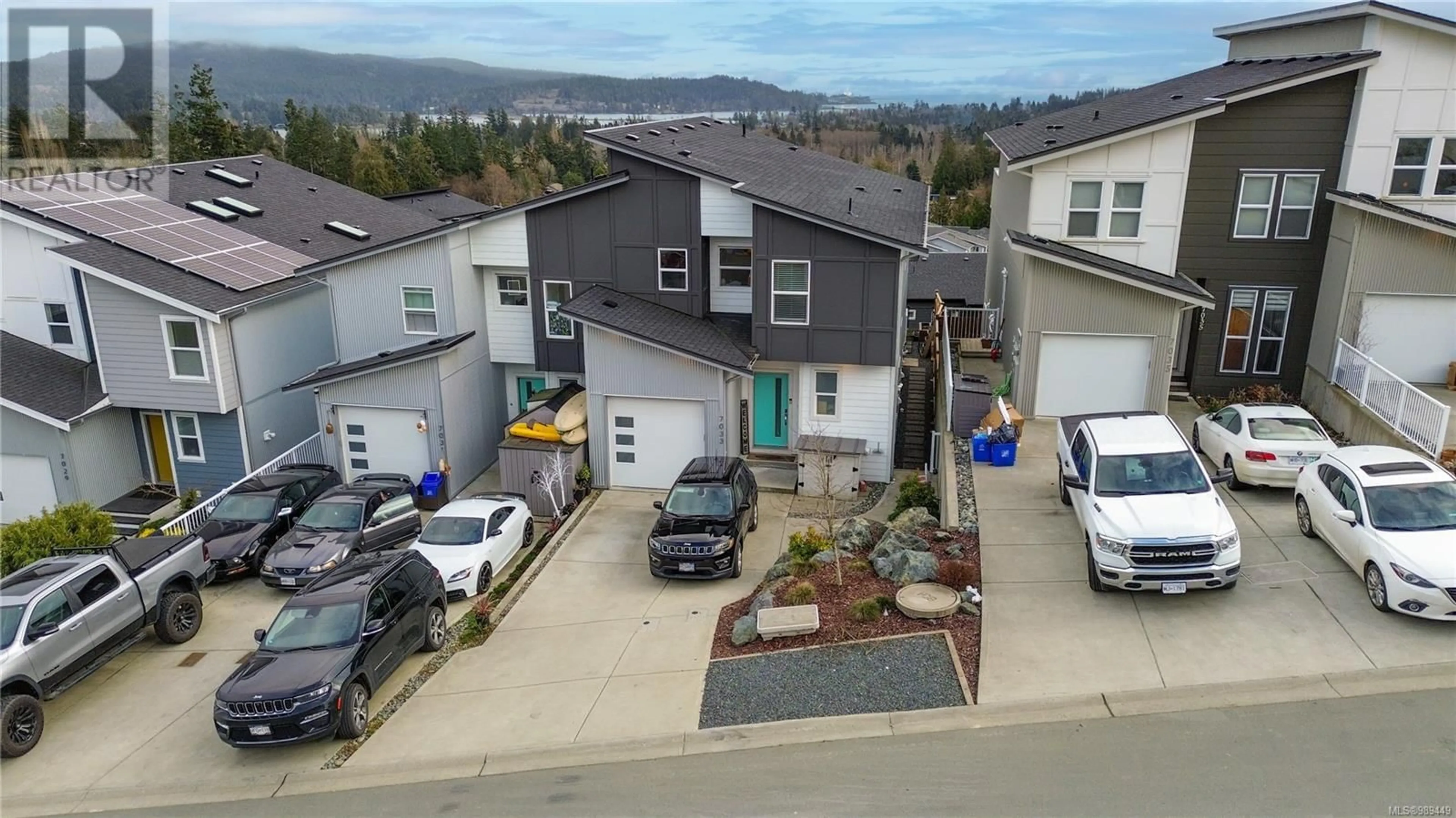 A pic from outside/outdoor area/front of a property/back of a property/a pic from drone, street for 7033 Brailsford Pl, Sooke British Columbia V9Z1J7