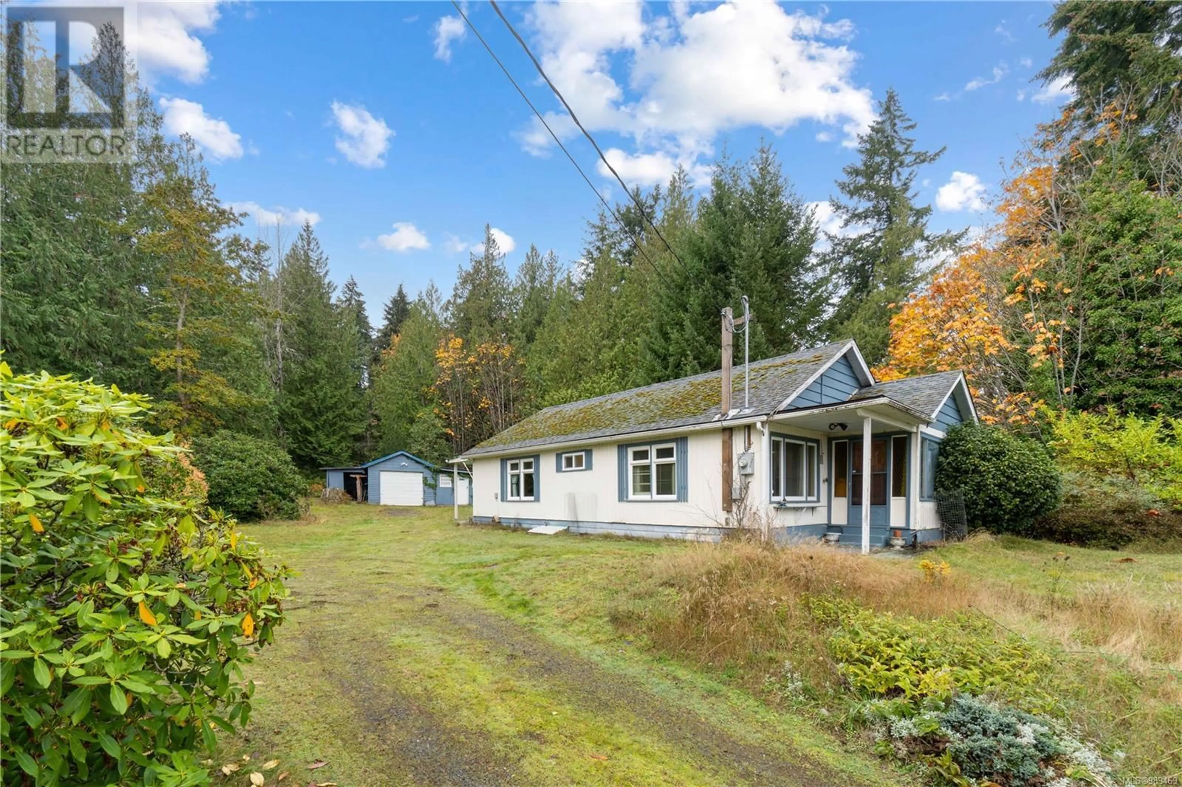A pic from outside/outdoor area/front of a property/back of a property/a pic from drone, unknown for 6850 Island Hwy W, Bowser British Columbia V0R1G0