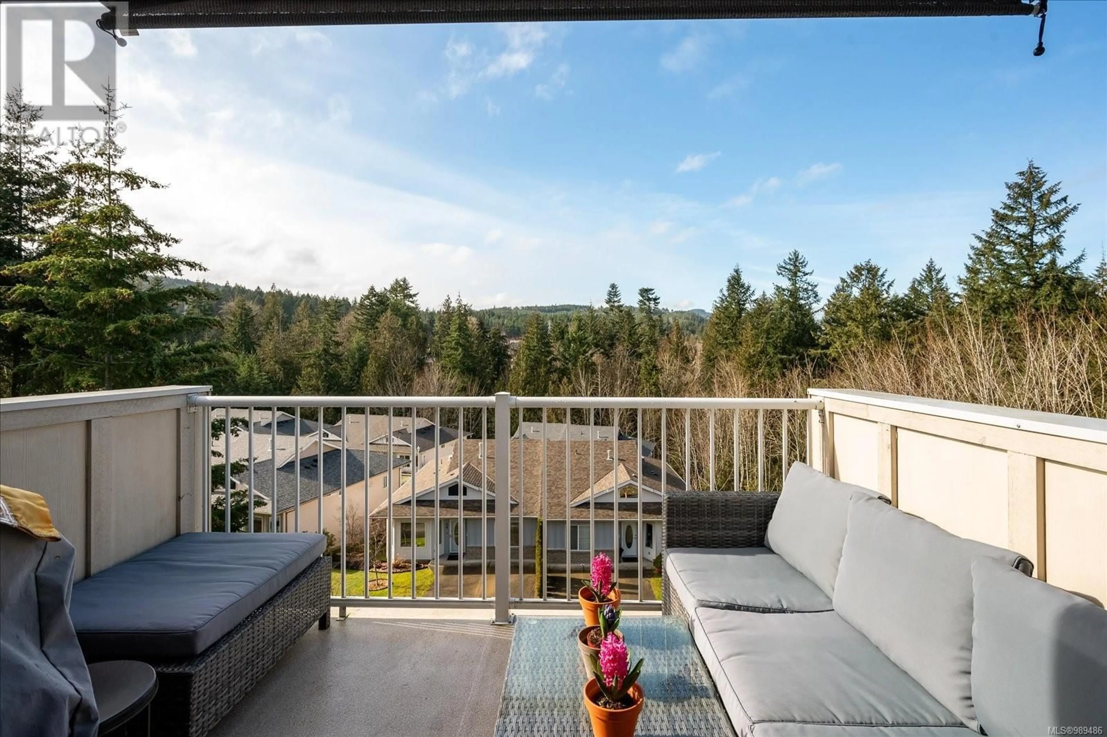 Patio, unknown for 105 1150 Walkem Rd, Ladysmith British Columbia V9G1S1