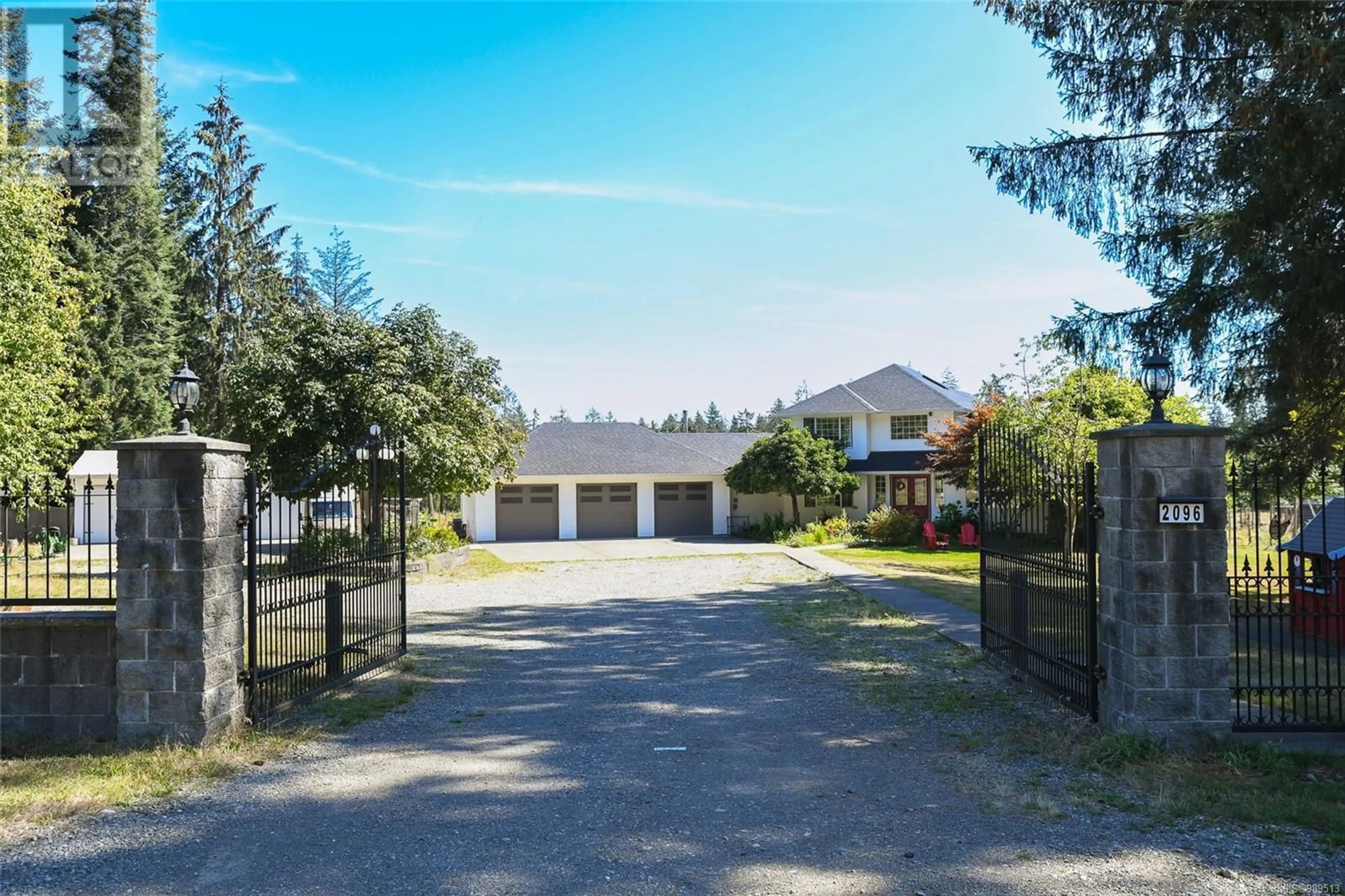 A pic from outside/outdoor area/front of a property/back of a property/a pic from drone, street for 2096 MAY ROAD, Comox British Columbia V9J1X7